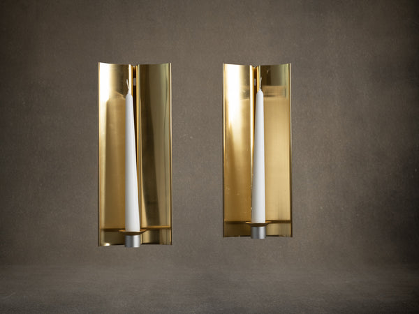 Paire de miroirs d'appliques muraux en aluminium anodisé par Lars Norinder, Suède (vers 1980)..Pair of anodized aluminum wall light mirrors by Lars Norinder, Sweden (circa 1980)