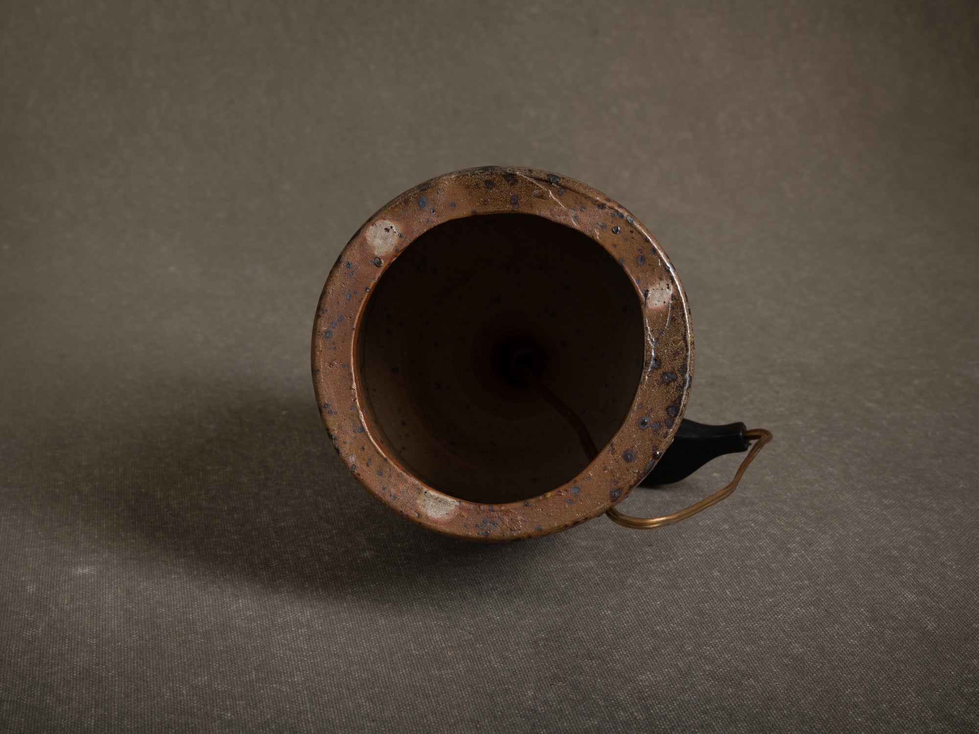 Lampe en grès par Gustave Tiffoche, France (vers 1963-65)..Stoneware lamp La Borne school by Gustave Tiffoche, France (circa 1963-65)