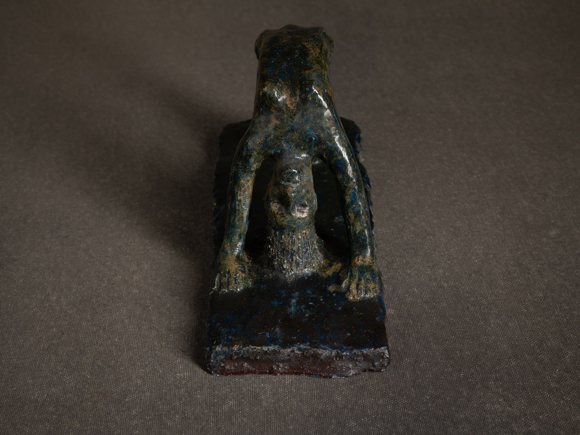 Sculpture, le cirque "Acrobate renversé" par Fernand Joris, Belgique (1951-66)..Unique outsider art clay sculpture, the circus "acrobate renversé" by Fernand Joris, Belgium (1951-66)