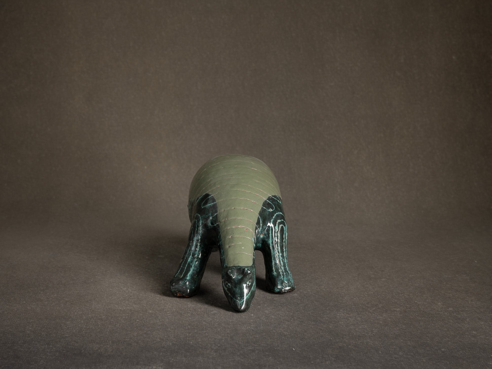 Sculpture "Dinosaure carapaçonné" par Fernand Joris, Belgique (1951-66)..Unique outsider art clay sculpture "dinosaurus" by Fernand Joris, Belgium (1951-66)
