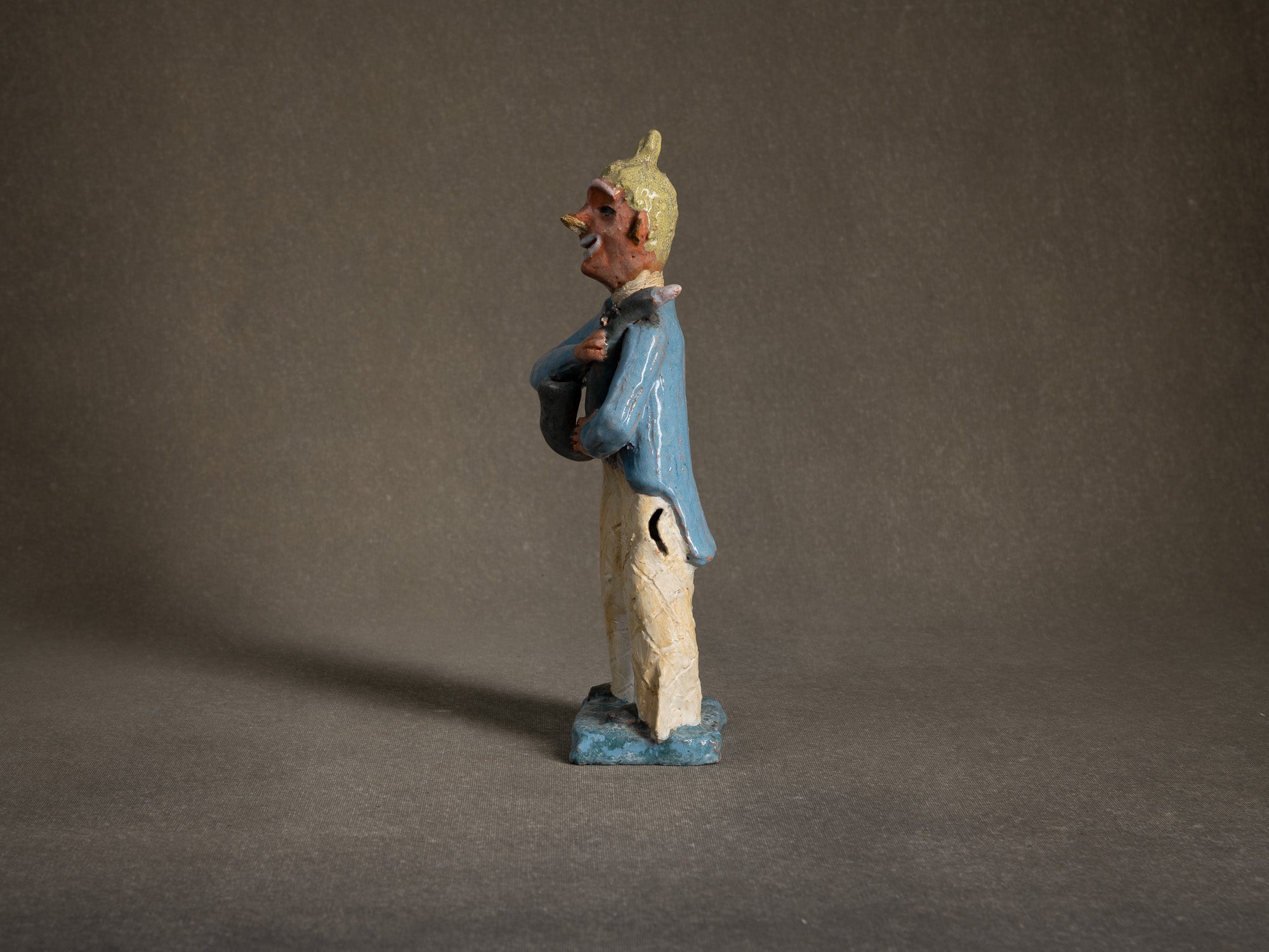 Sculpture, le cirque "Clown saxophoniste" par Fernand Joris, Belgique (1951-66)..Unique outsider art clay sculpture, the circus "saxophonist clown" by Fernand Joris, Belgium (1951-66)