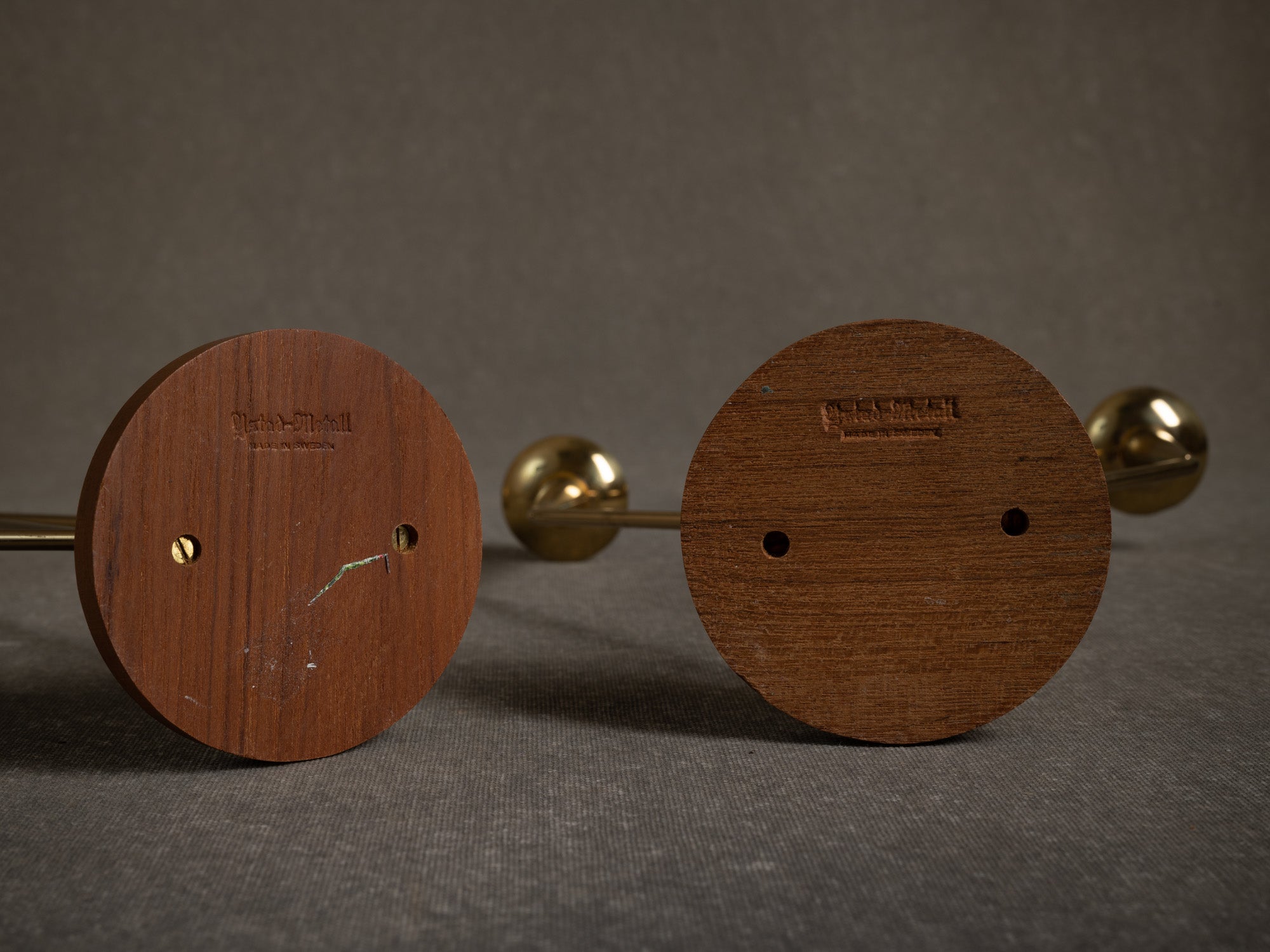 Paire de chandeliers par Gunnar Ander pour Ystad Metall, Suède (début des années 1960)..Set of 2 candle holders /candelabras by Gunnar Ander for Ystad Metall, Sweden (Early 1960's)
