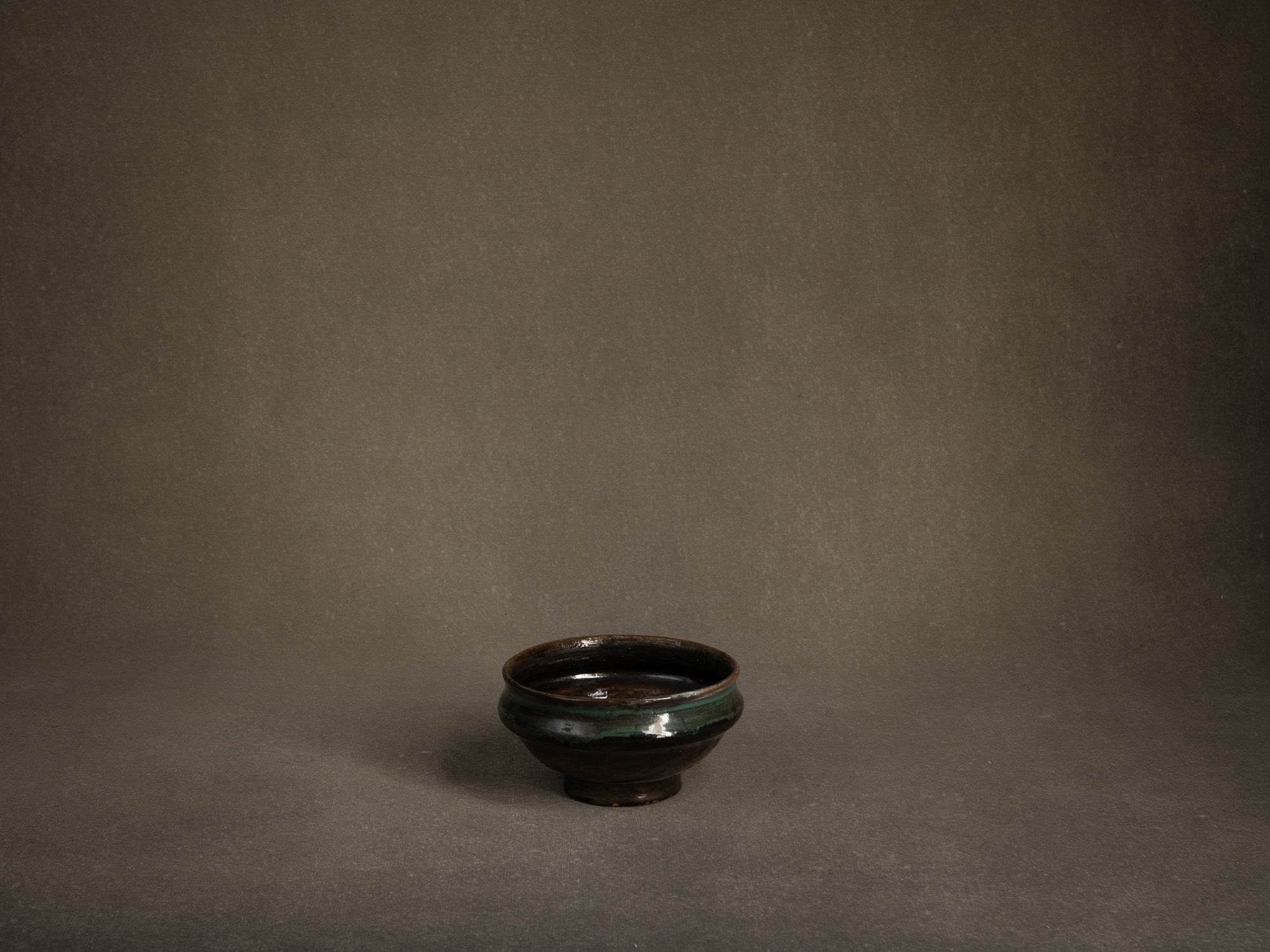 Coupe vide‑poche de Jean Brisy, France (vers 1960)..Bowl by Jean Brisy, France (circa 1960)