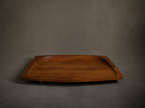 Planche / plateau en teck Model 817 de Jens Harald Quistgaard pour Dansk Designs, Danemark (1958)..Teak tray / board by Jens Harald Quistgaard for Dansk Designs, Denmark (1958)