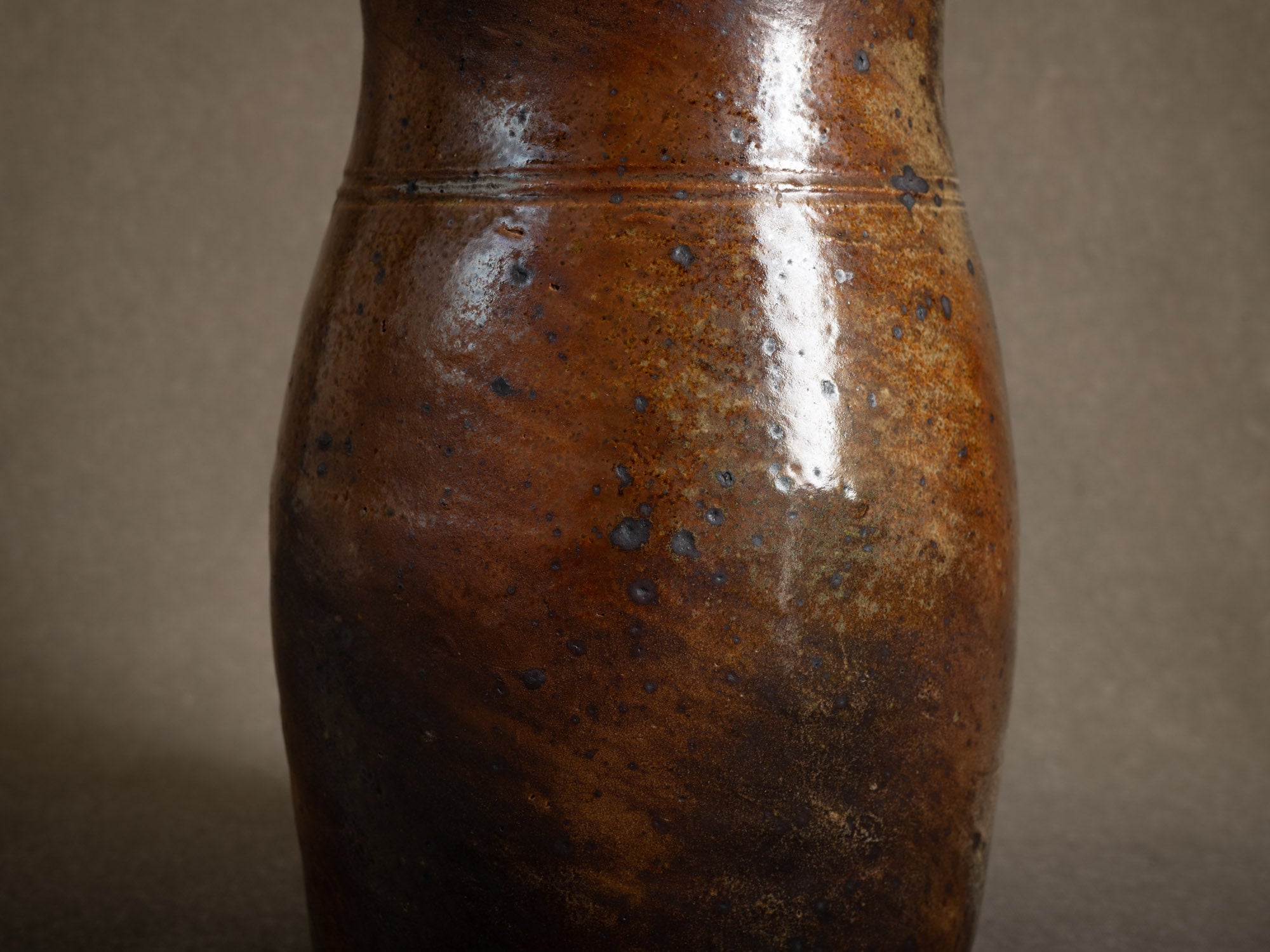 Pot à lait en grès de La Borne, France (XIXe siècle)..Large stoneware folk milk pot by anonymous La Borne potters, France (19th century)