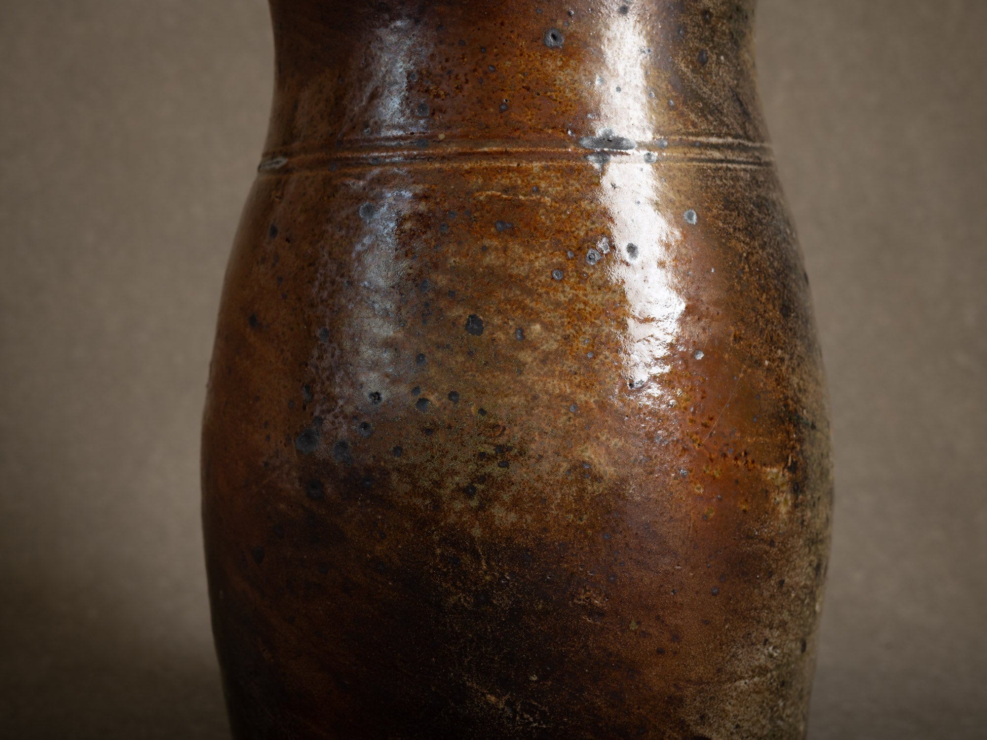 Pot à lait en grès de La Borne, France (XIXe siècle)..Large stoneware folk milk pot by anonymous La Borne potters, France (19th century)