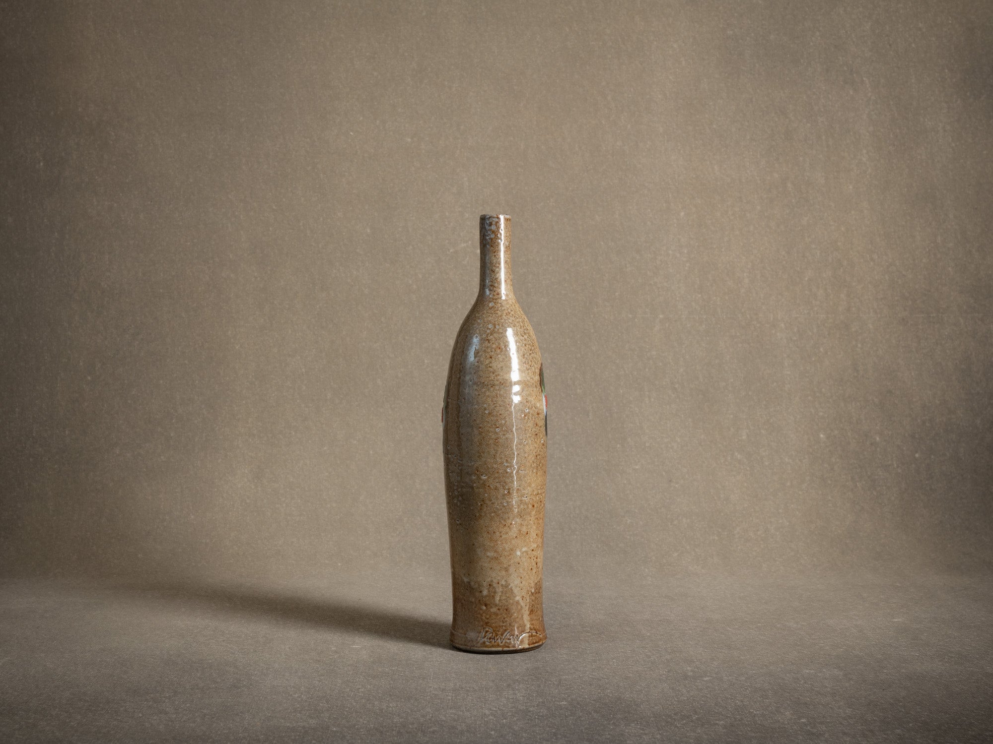 Vase en grès de Richard Dewar, France (vers 1980)..Large stoneware bottle vase by Richard Dewar, France (circa 1980)