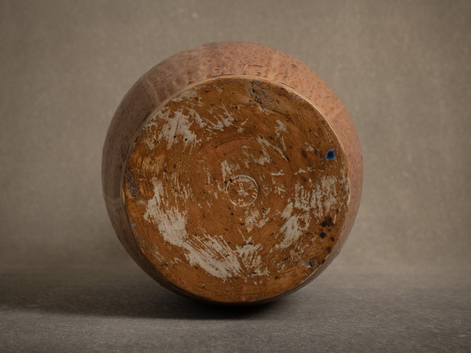 Vase ansé en grès de La Borne par Joseph Talbot, France (vers 1930)..Art Déco handled vase in La Borne stoneware by Joseph Talbot, France (circa 1930)
