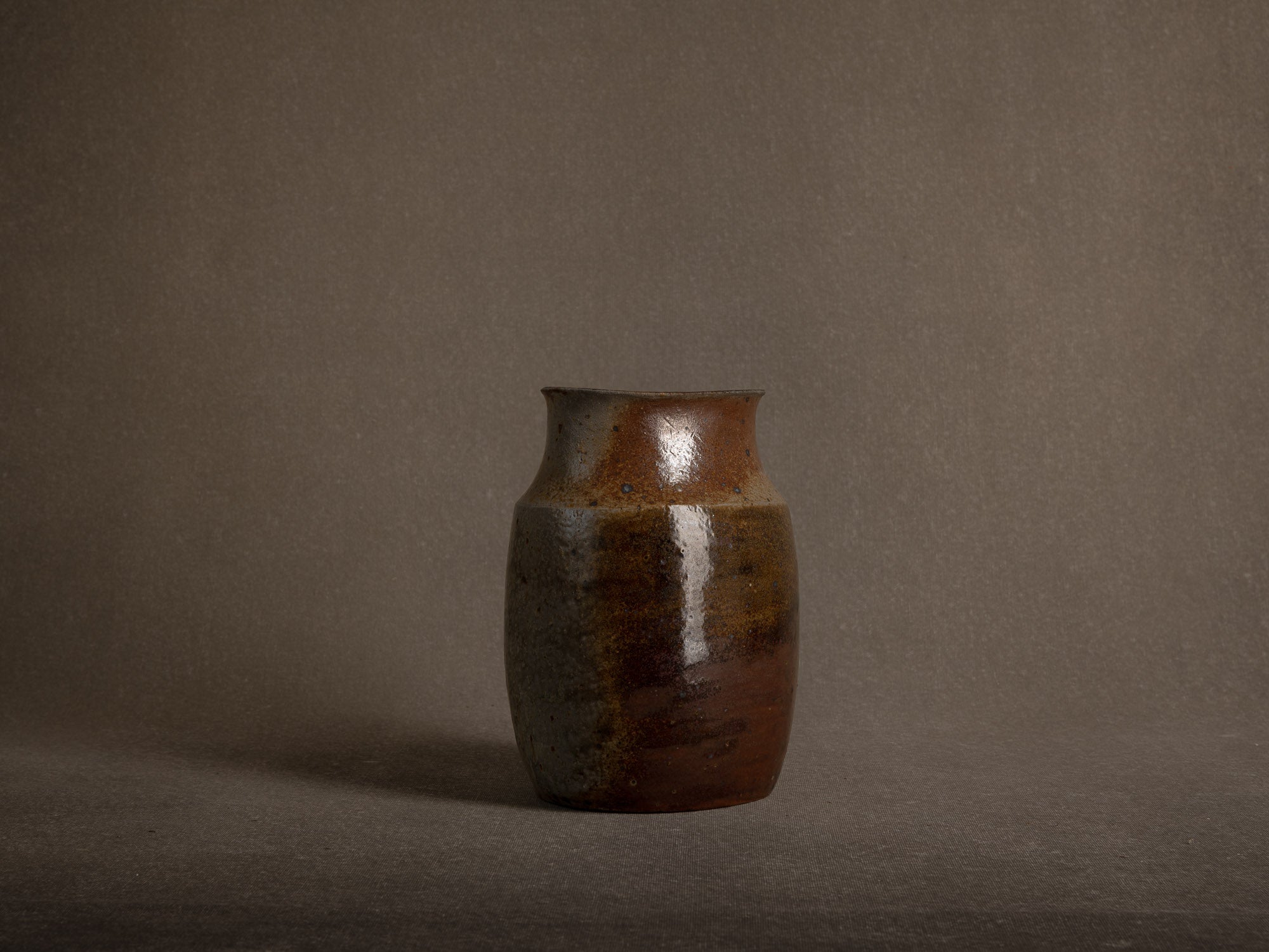 Important vase par Yves Mohy à La Borne, France (vers 1959)..Important vase by Yves Mohy in La Borne, France (circa 1959)