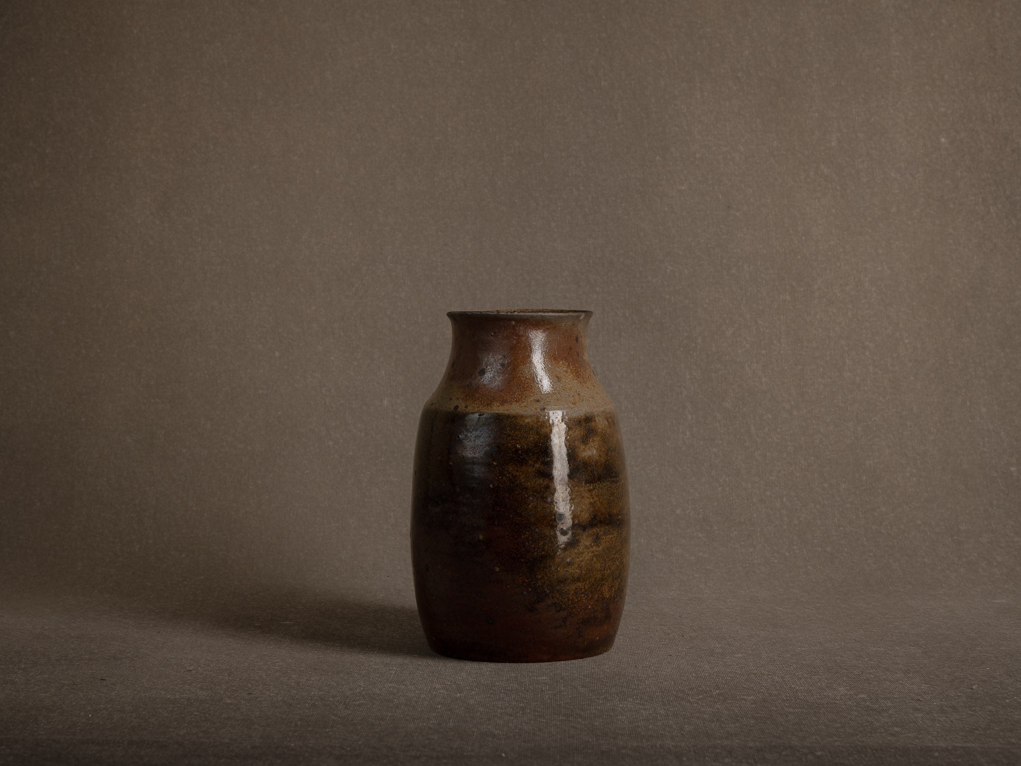 Important vase par Yves Mohy à La Borne, France (vers 1959)..Important vase by Yves Mohy in La Borne, France (circa 1959)