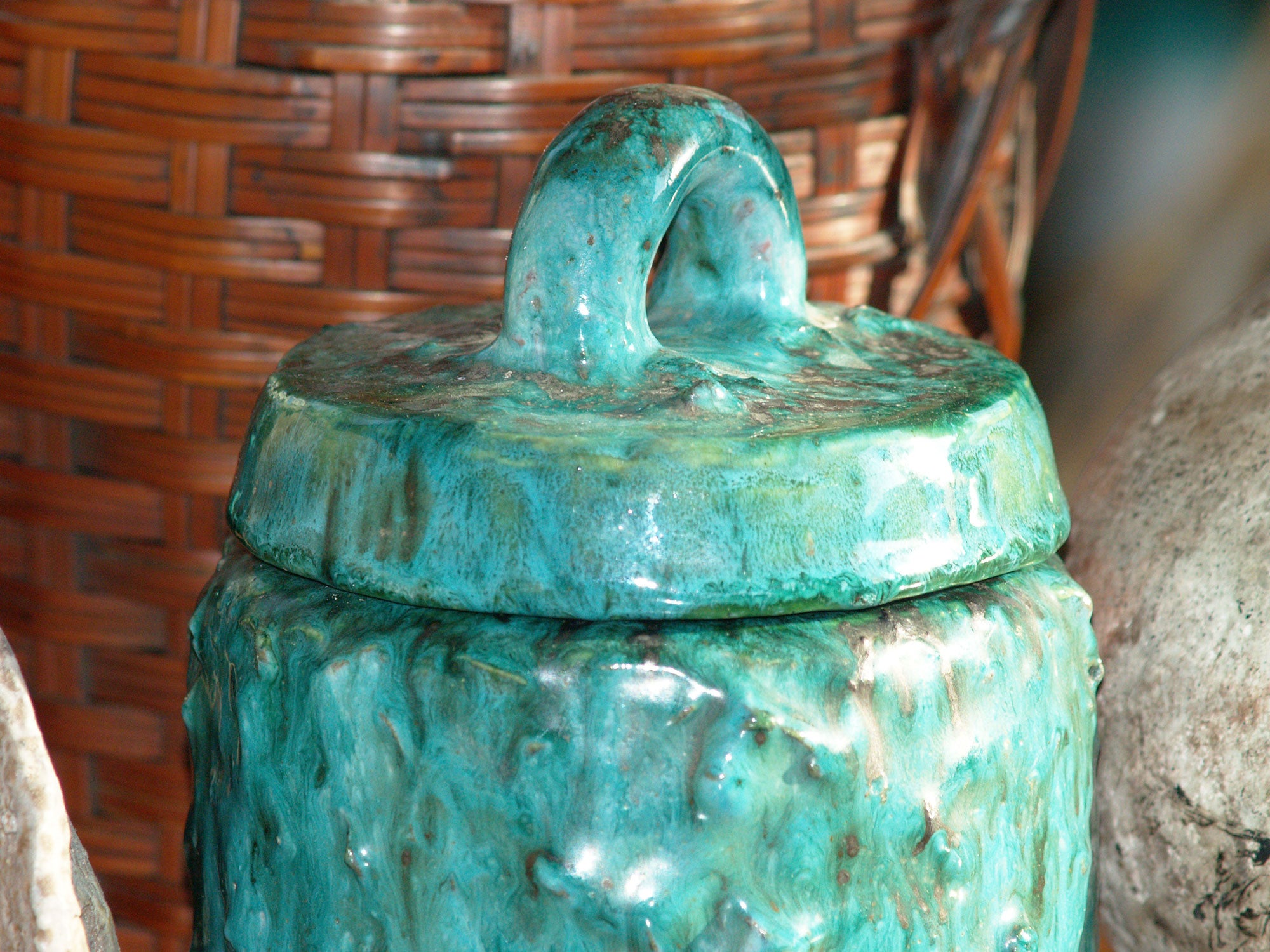 Boîte d’Alice Colonieu, France (vers 1950)..Earthenware Box by Alice Colonieu, France (circa 1950)