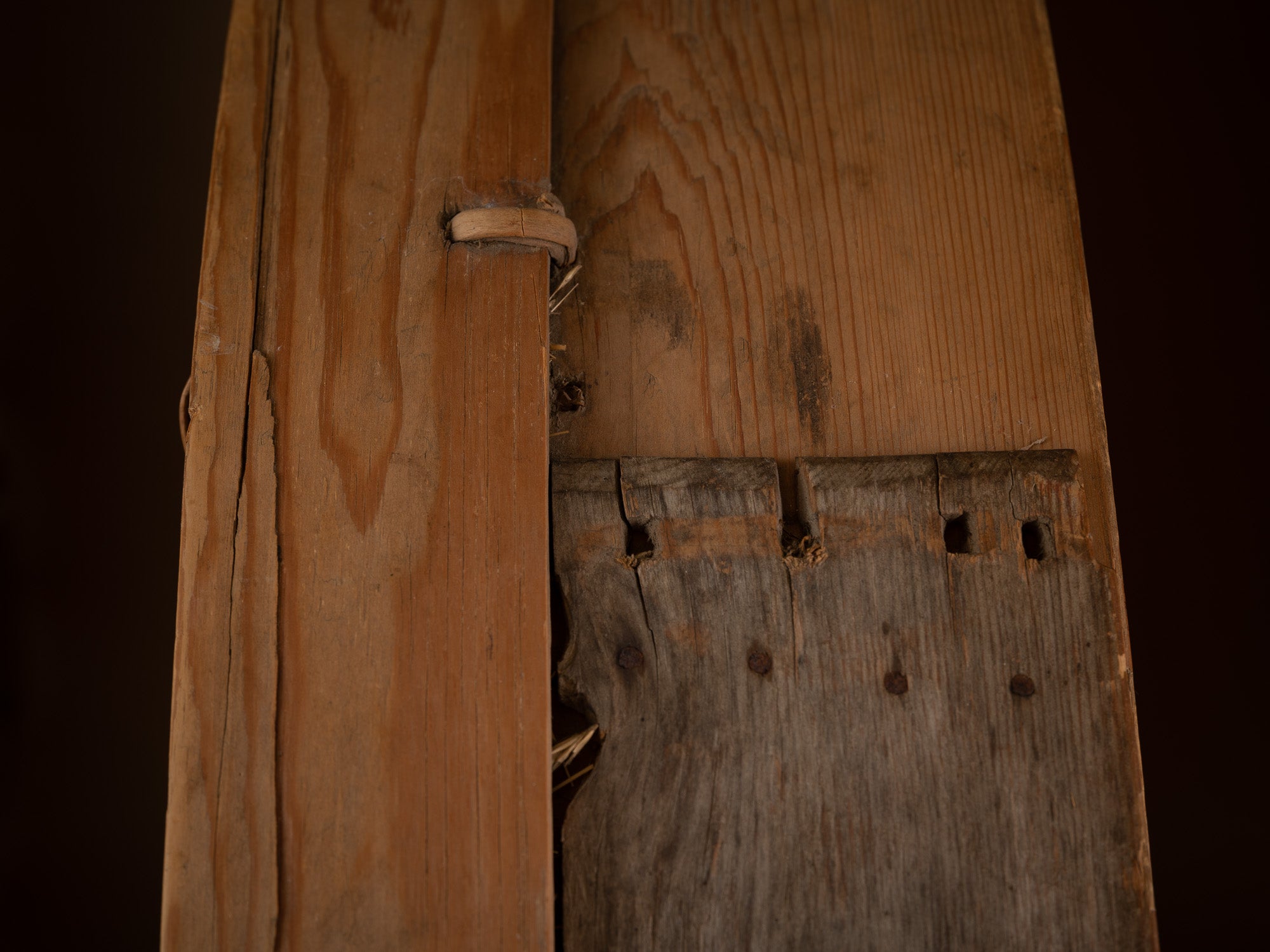 Mitate, rare tamis monumental du Jämtland en tressage de bouleau, Suède (Fin du XIXe siècle)..Mitate, old huge sieve in birch, Sweden (late 19th century)