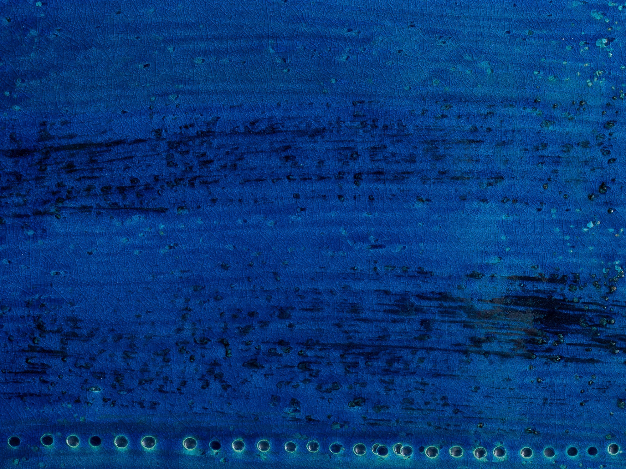 Important vase "Rimini blu" à section carrée en faïence par Aldo Londi pour Bitossi, Italie (vers 1965)..Large Rimini blue earthenware square vase by Aldo Londi for Bitossi, Italy (circa 1965)