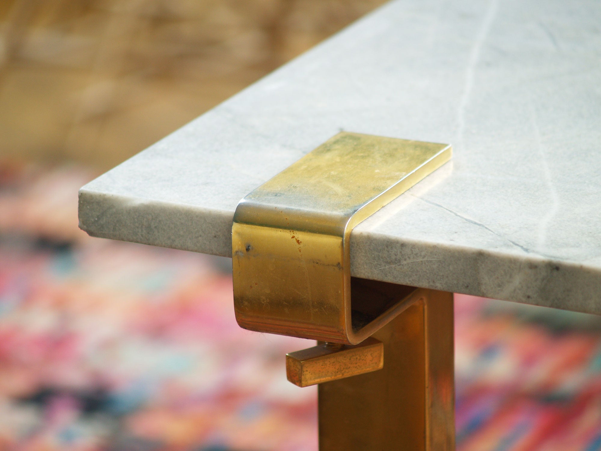 Table basse serre‑joints T9 de François Arnal & Atelier A, France (1971)..T9 coffee table stand by François Arnal & Atelier A, France (1971)