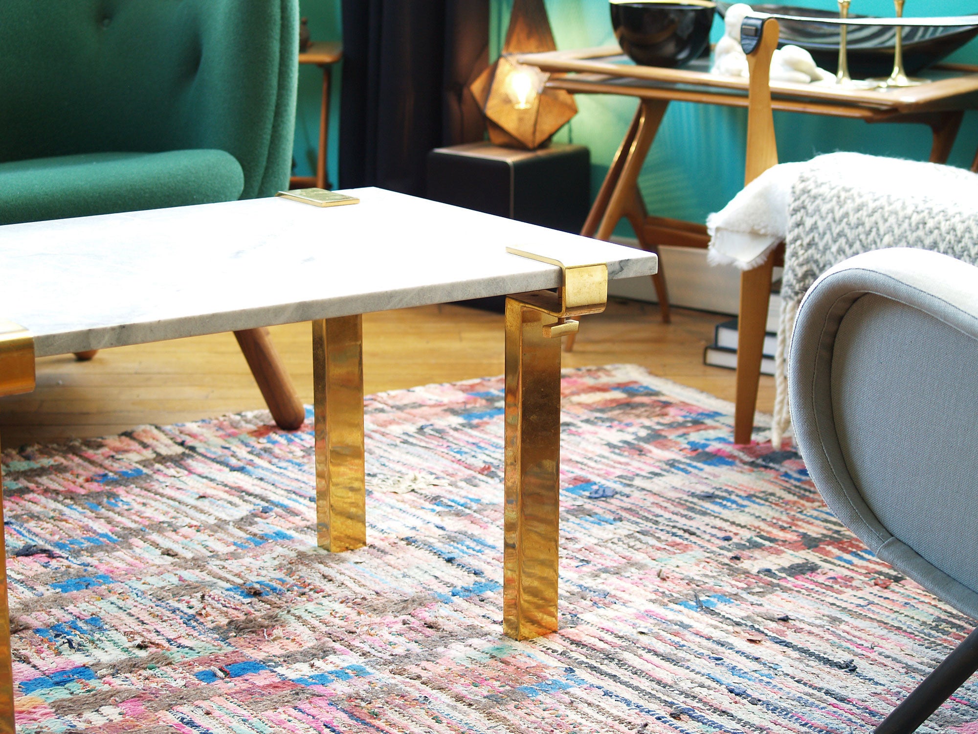 Table basse serre‑joints T9 de François Arnal & Atelier A, France (1971)..T9 coffee table stand by François Arnal & Atelier A, France (1971)