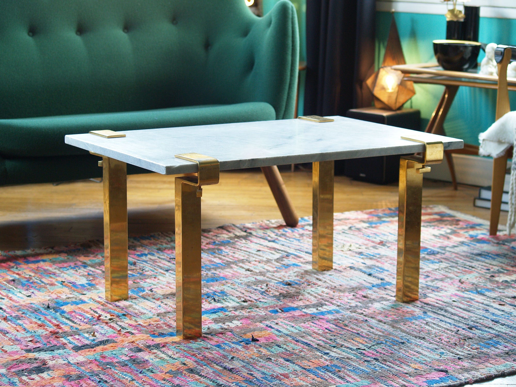 Table basse serre‑joints T9 de François Arnal & Atelier A, France (1971)..T9 coffee table stand by François Arnal & Atelier A, France (1971)