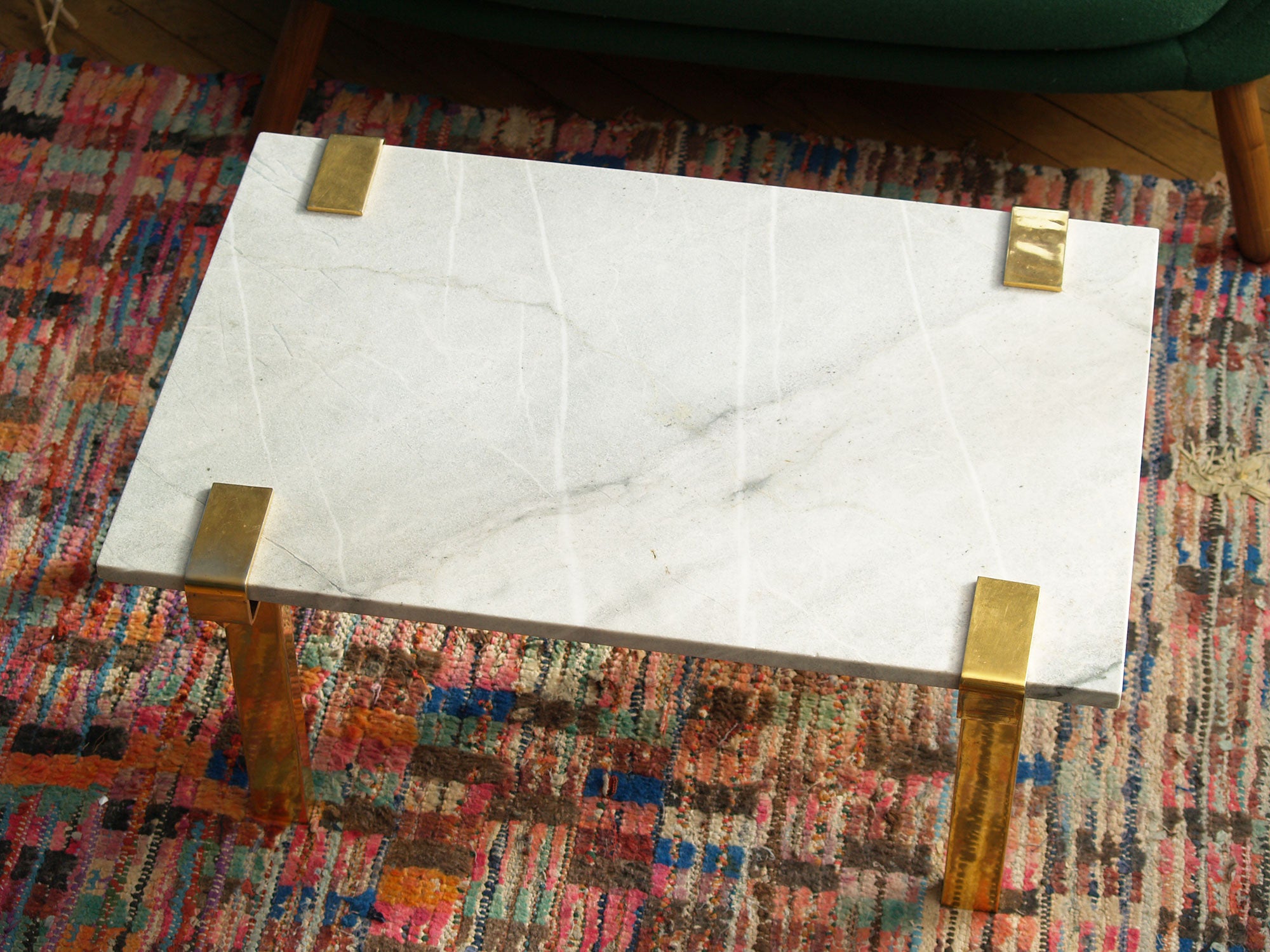 Table basse serre‑joints T9 de François Arnal & Atelier A, France (1971)..T9 coffee table stand by François Arnal & Atelier A, France (1971)