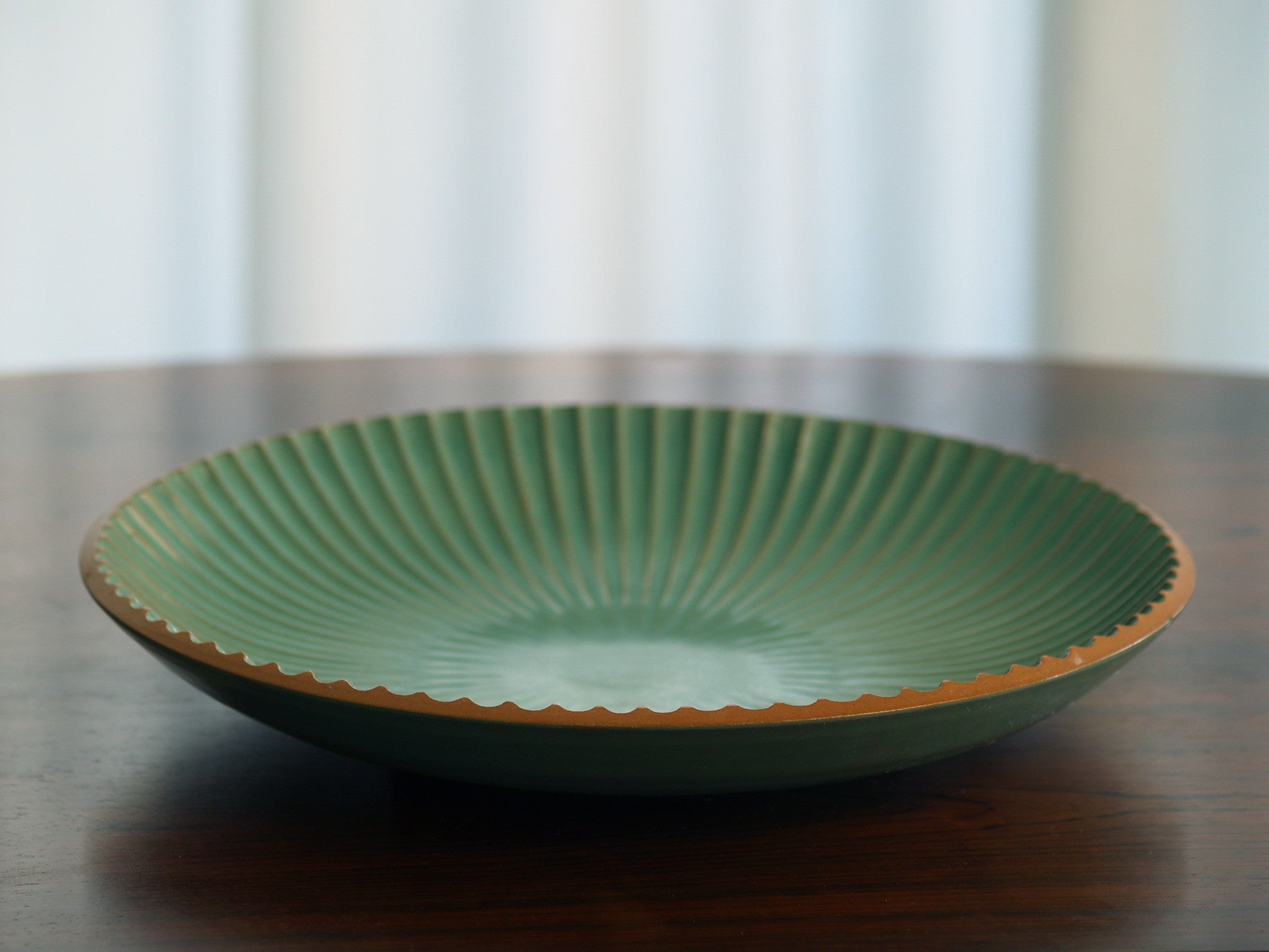 Coupe de Gabriel Burmeister, Suède (vers 1930)..Dish by Gabriel Burmeister, Sweden (Circa 1930)