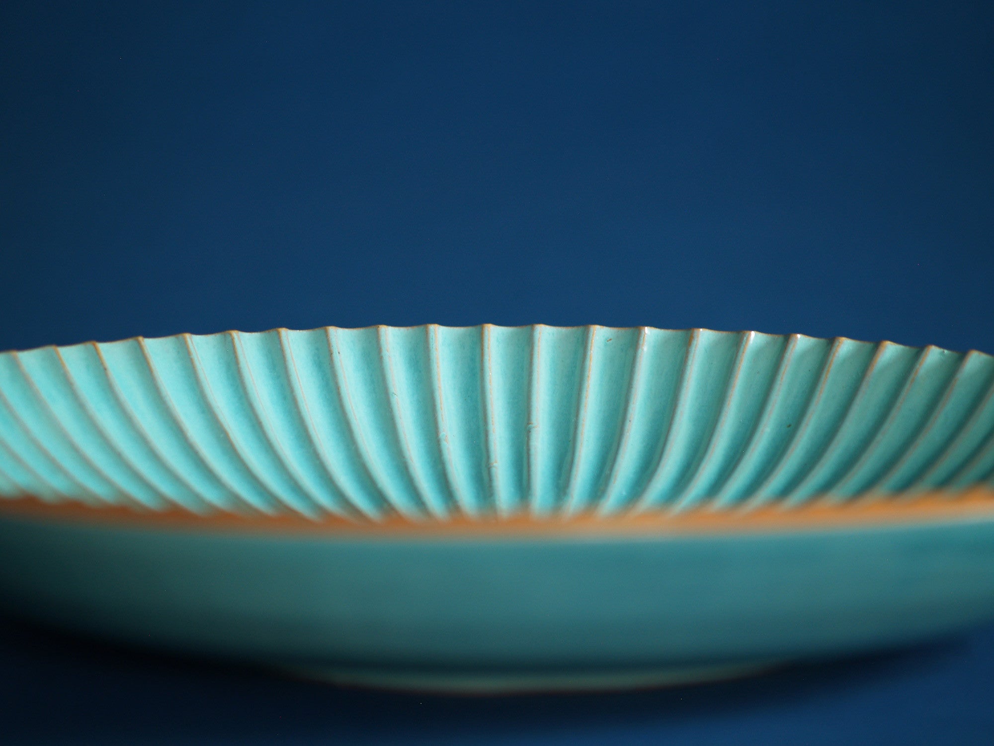 Coupe de Gabriel Burmeister, Suède (vers 1930)..Dish by Gabriel Burmeister, Sweden (Circa 1930)