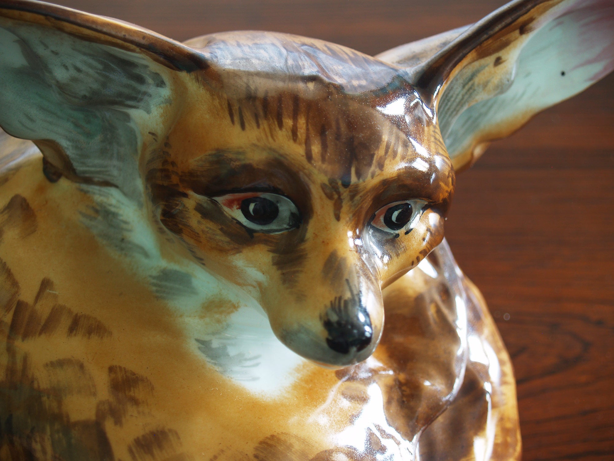 Bonbonnière Fennec de Édouard-Marcel Sandoz pour Haviland, France (vers 1921)..Rare porcelain box by Edouard-Marcel Sandoz for Haviland, France (circa 1921)