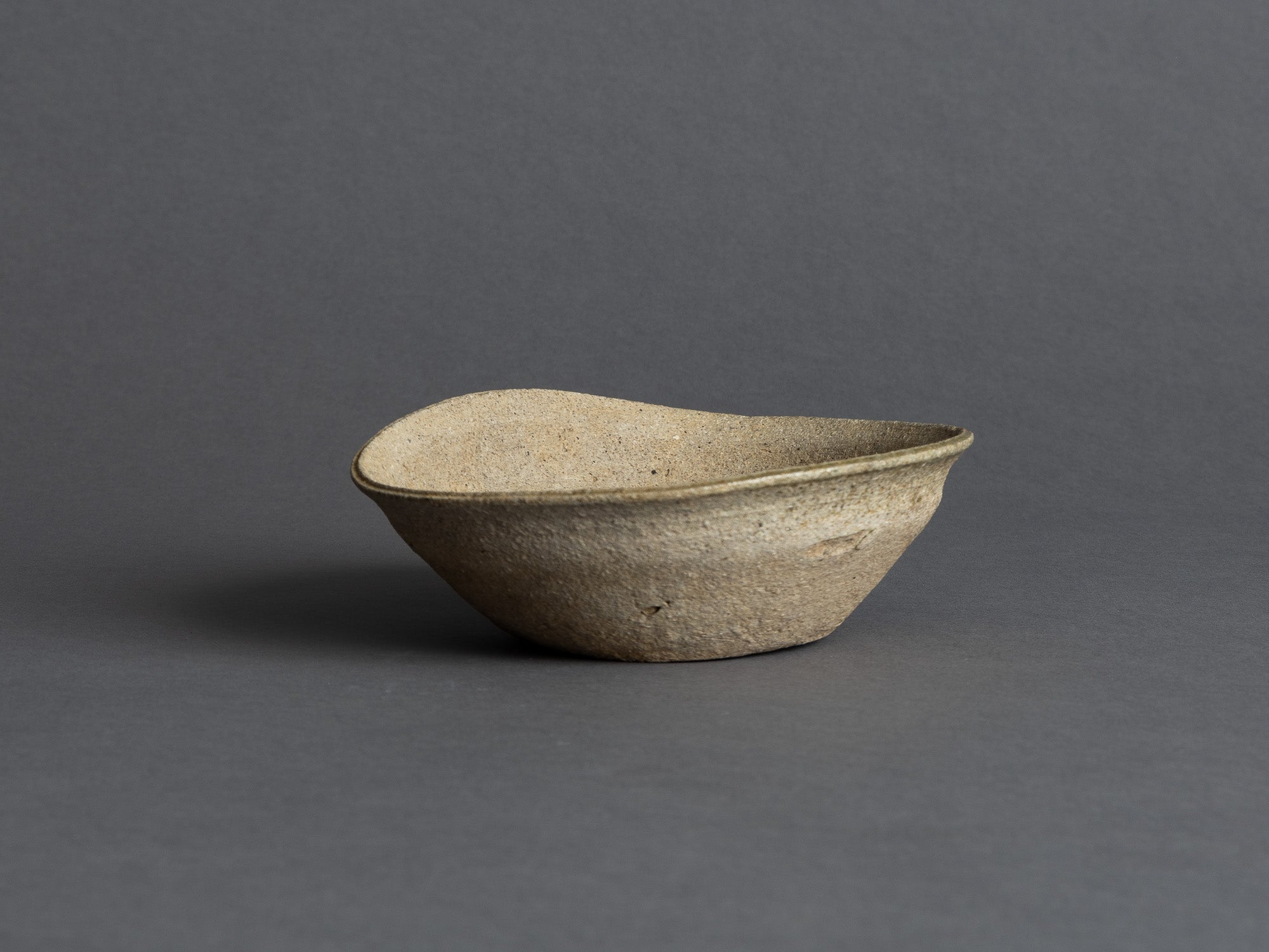 Rare bol à thé yamachawan, Japon (Époque de Heian à Kamakura)..Rare Yamachawan tea bowl, Japan (Heian to Kamakura Period)
