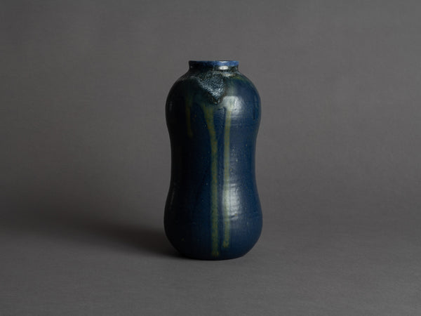 Vase coloquinte de Lucien Arnaud, France (vers 1925)..Carriès School hyotan vase by Lucien Arnaud, France (ca. 1925)