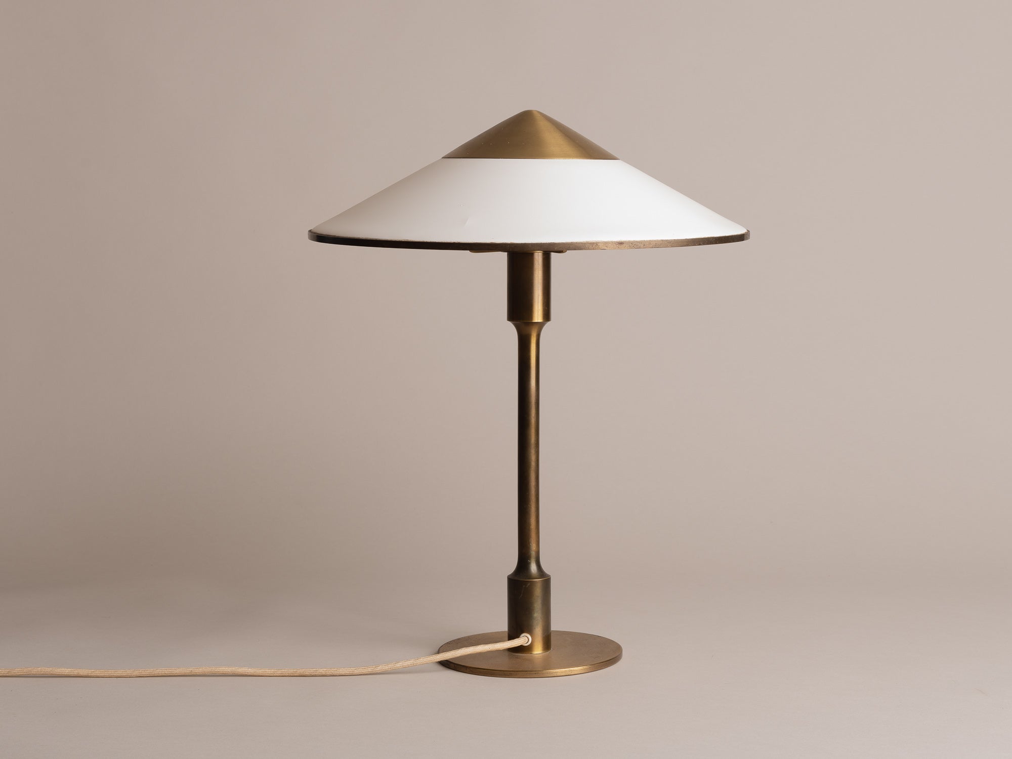 Lampe Kongelys T3 Minor de Niels Rasmussen Thykier pour Fog & Mørup, Danemark (vers 1950)..Kongelys lamp by Niels Rasmussen Thykier for Fog & Mørup, Denmark (circa 1950)