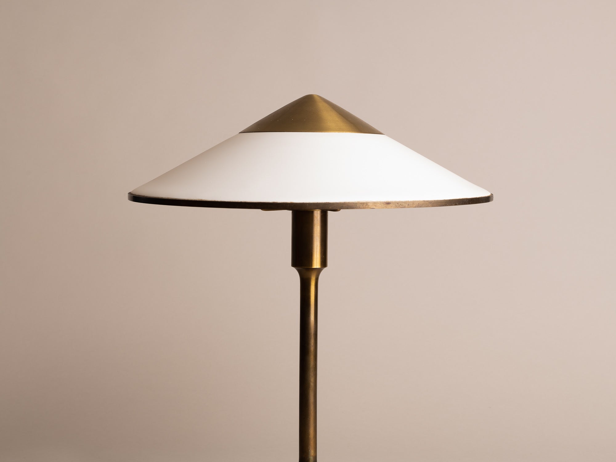 Lampe Kongelys T3 Minor de Niels Rasmussen Thykier pour Fog & Mørup, Danemark (vers 1950)..Kongelys lamp by Niels Rasmussen Thykier for Fog & Mørup, Denmark (circa 1950)