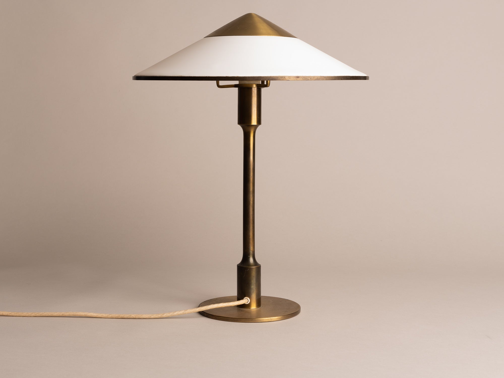 Lampe Kongelys T3 Minor de Niels Rasmussen Thykier pour Fog & Mørup, Danemark (vers 1950)..Kongelys lamp by Niels Rasmussen Thykier for Fog & Mørup, Denmark (circa 1950)