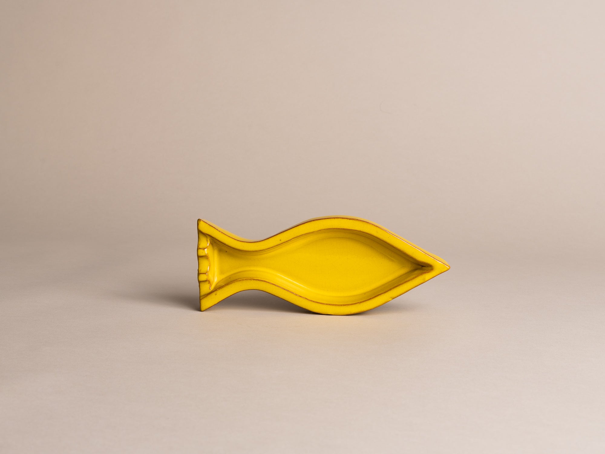 Coupe zoomorphe de Robert Picault pour Cerasarda, Italie (années 1960)..Zoomorphic bowl by Robert Picault for Cerasarda, Italy (1960)