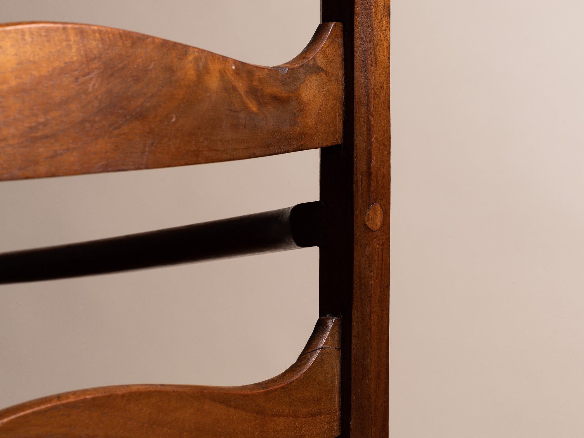 Fauteuil Arts & Crafts E.G. Punnett pour William Birch, Angleterre (vers 1890)..E.G. Punnett Arts & Crafts Armchair for William Birch, England (circa 1890)