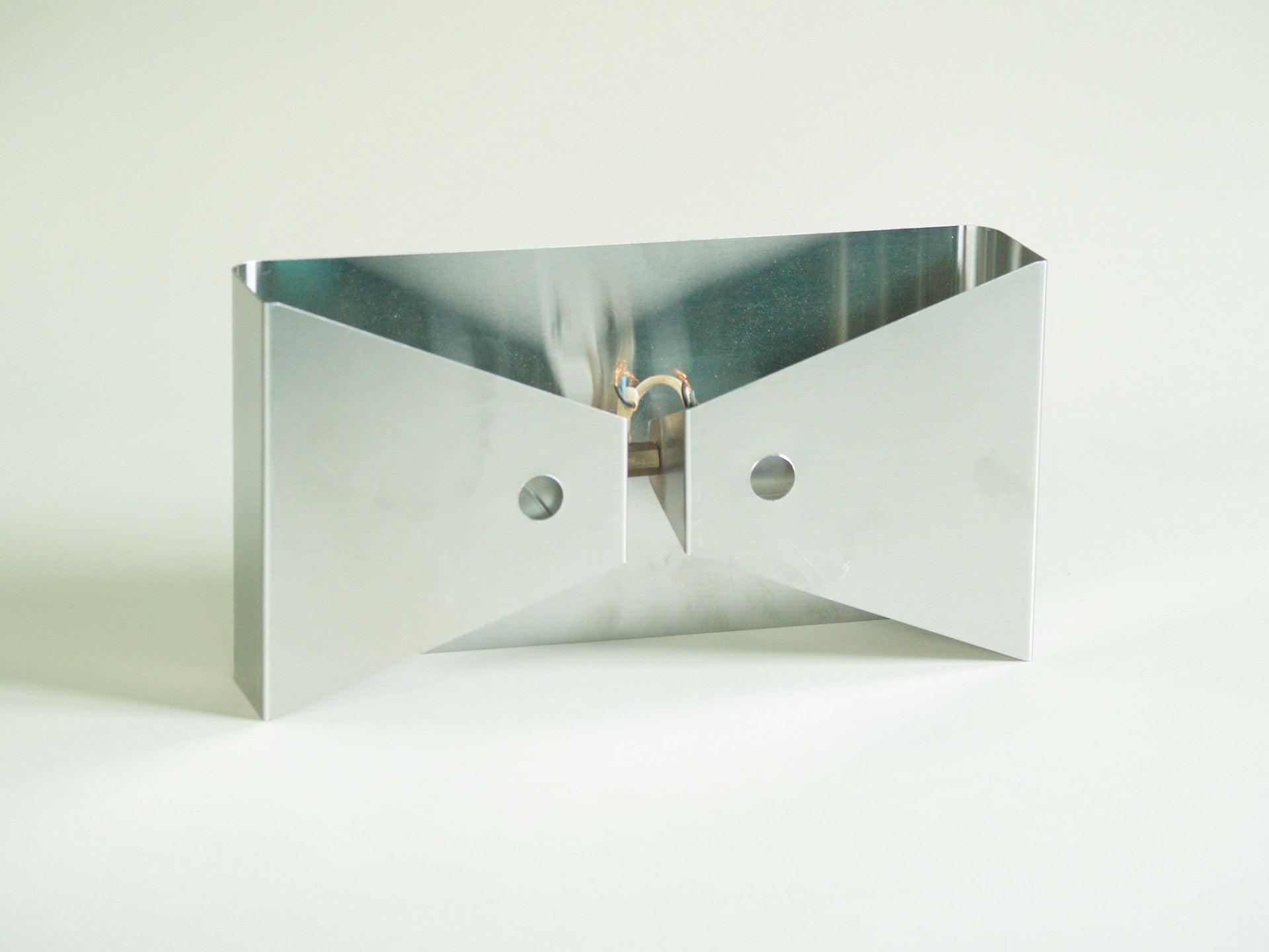 Applique Écran par Maison Charles, France (vers 1975)..Écran Wall light Sconce by Maison Charles, France (circa 1975)