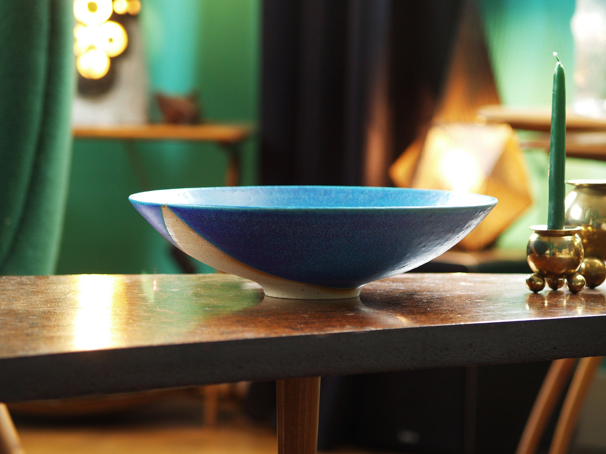 Coupe circulaire d'Inger Krebs, Danemark (vers 1980)..Large Bowl by Inger Krebs, Denmark (ca. 1980)