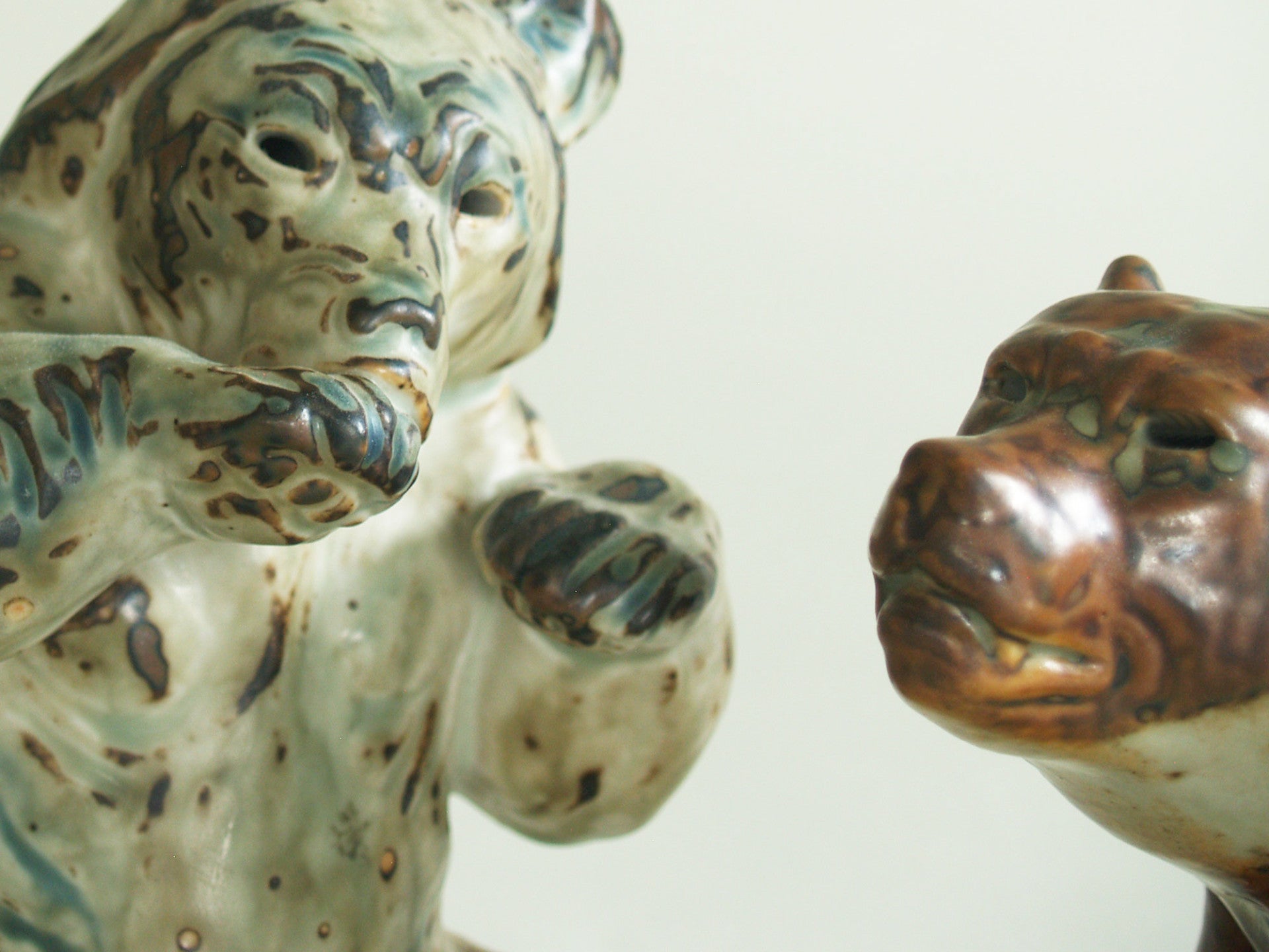 Ensemble Ours de Knud Kyhn pour Royal Copenhagen, Danemark..Ensemble of bear figurines by Knud Kyhn for Royal Copenhagen, Denmark