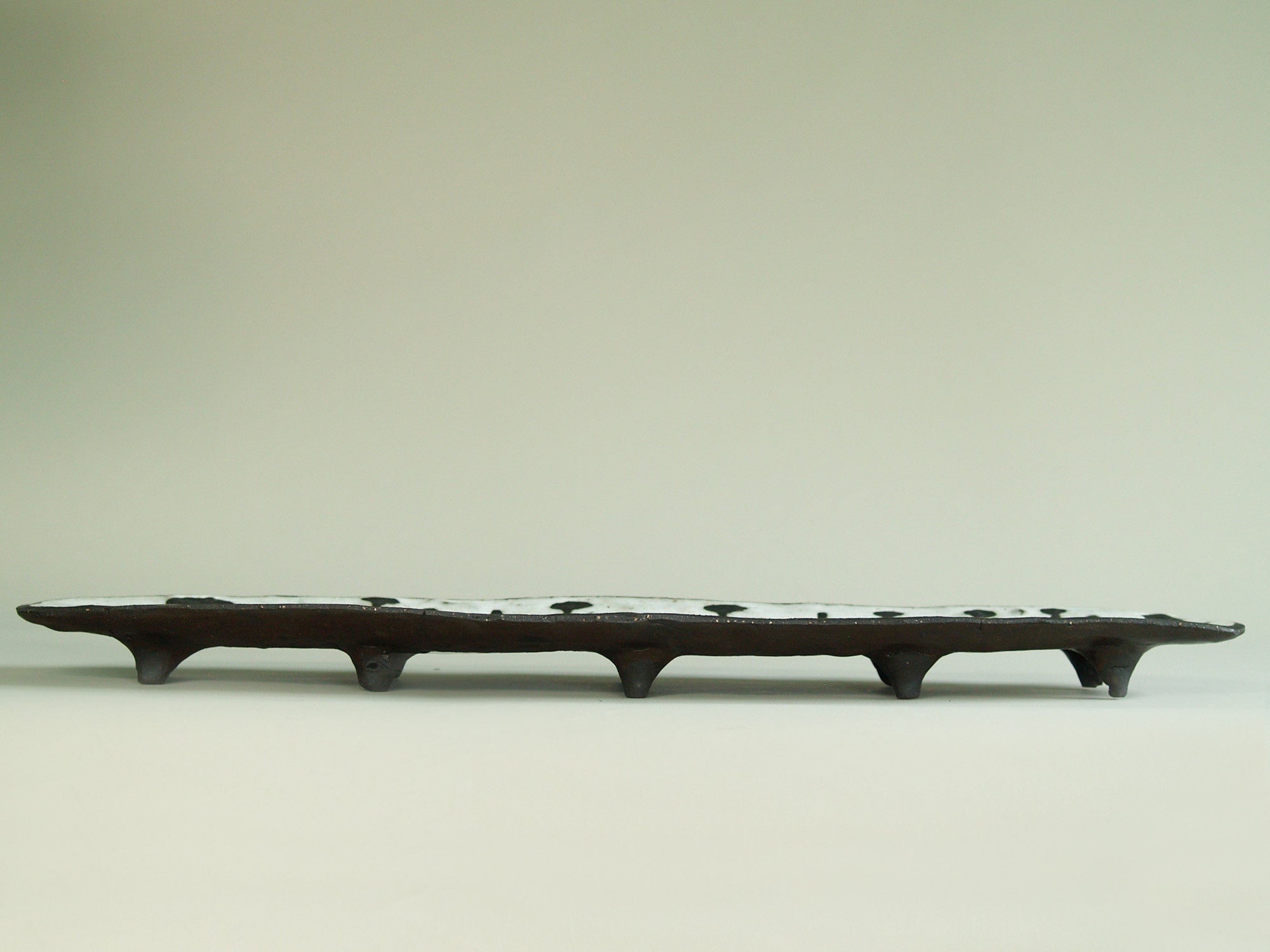 Important plat mural de Jan Nolf, Belgique (vers 1960)..Free form wall panel / dish by Jan Nolf, Belgium (circa 1960)