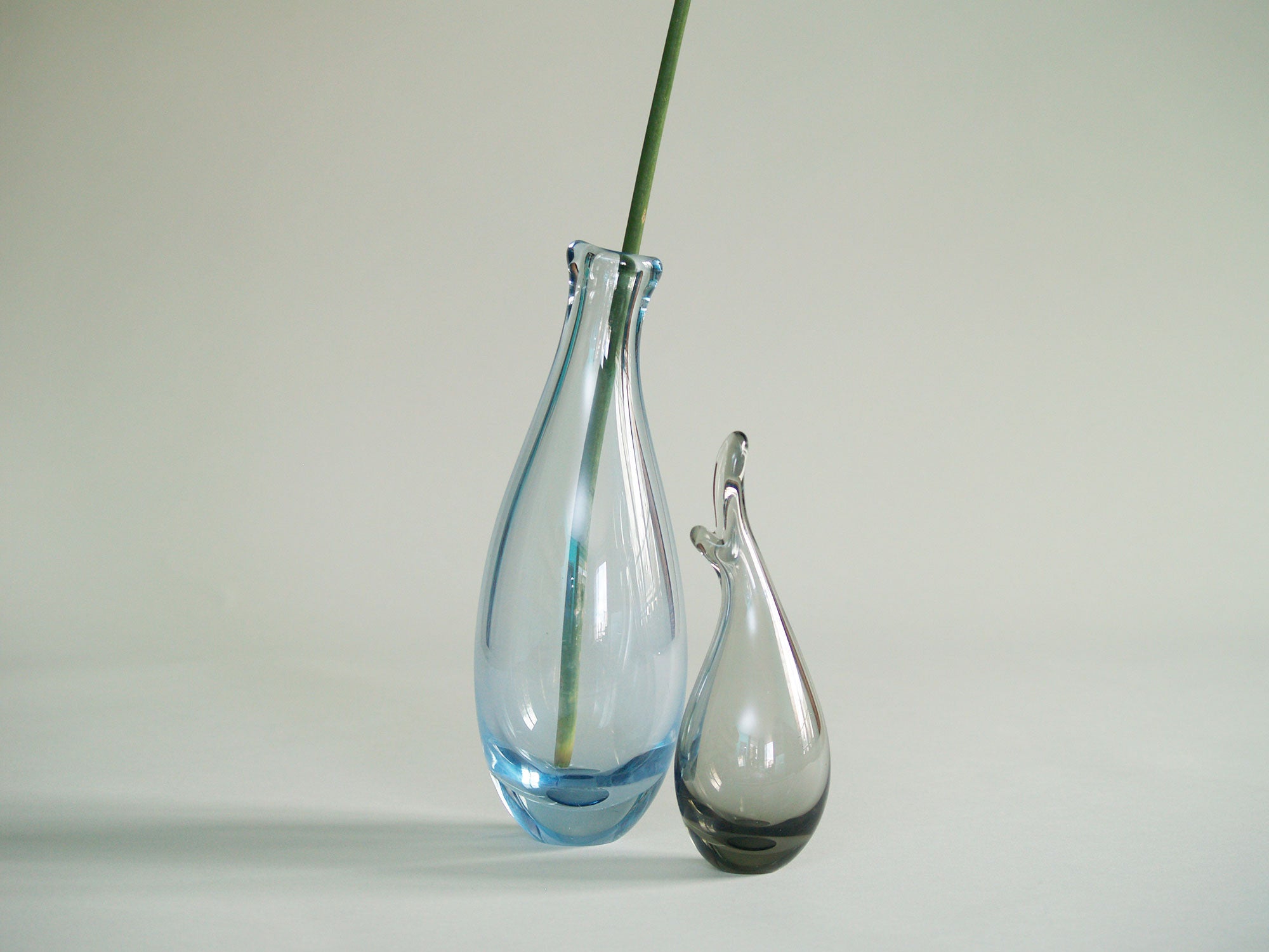 Ensemble de vases par Per Lütken pour Holmegaard, Danemark (1960)..Per Lütken's Ensemble for Holmegaard, Denmark (1960)