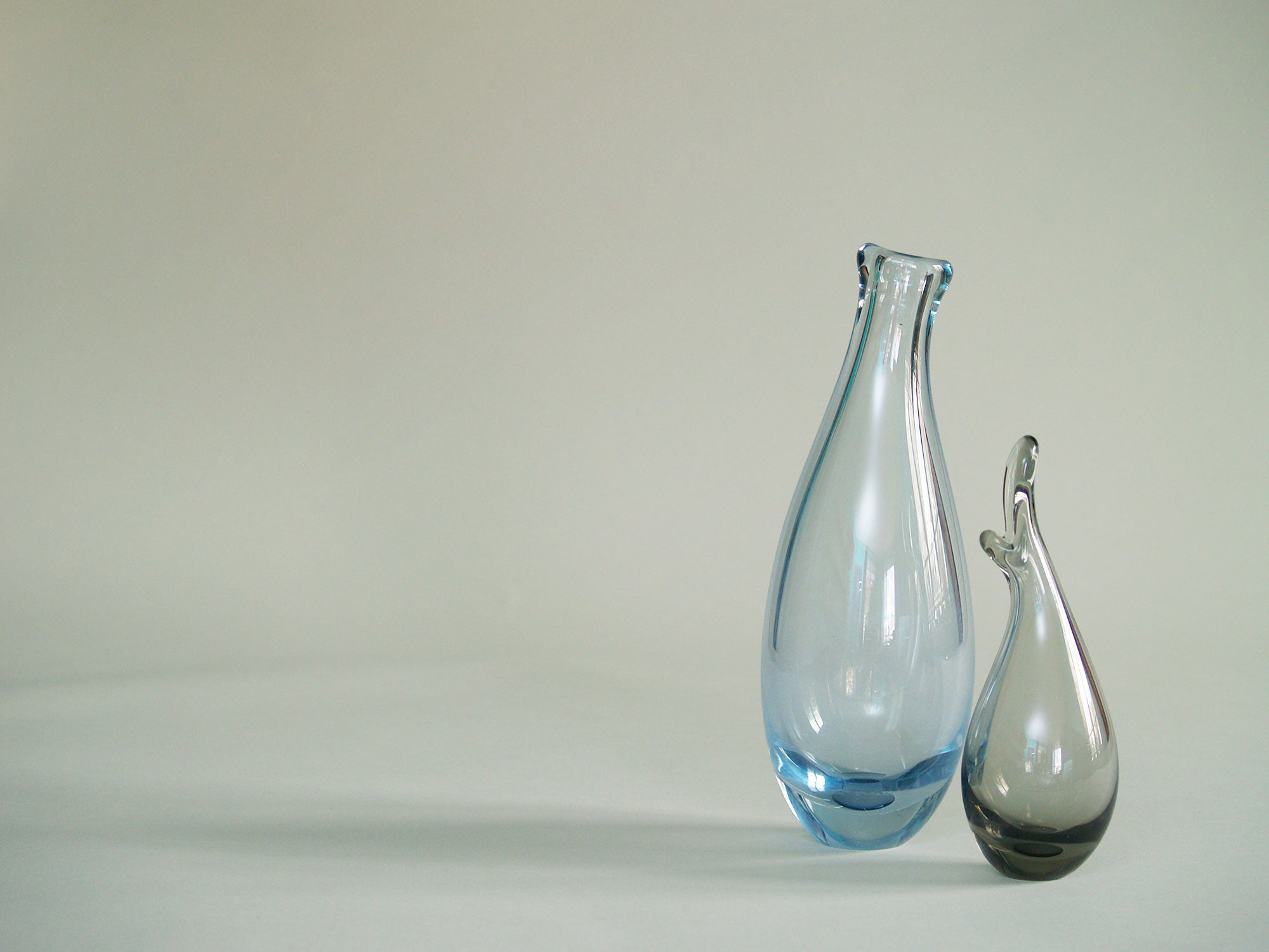 Ensemble de vases par Per Lütken pour Holmegaard, Danemark (1960)..Per Lütken's Ensemble for Holmegaard, Denmark (1960)