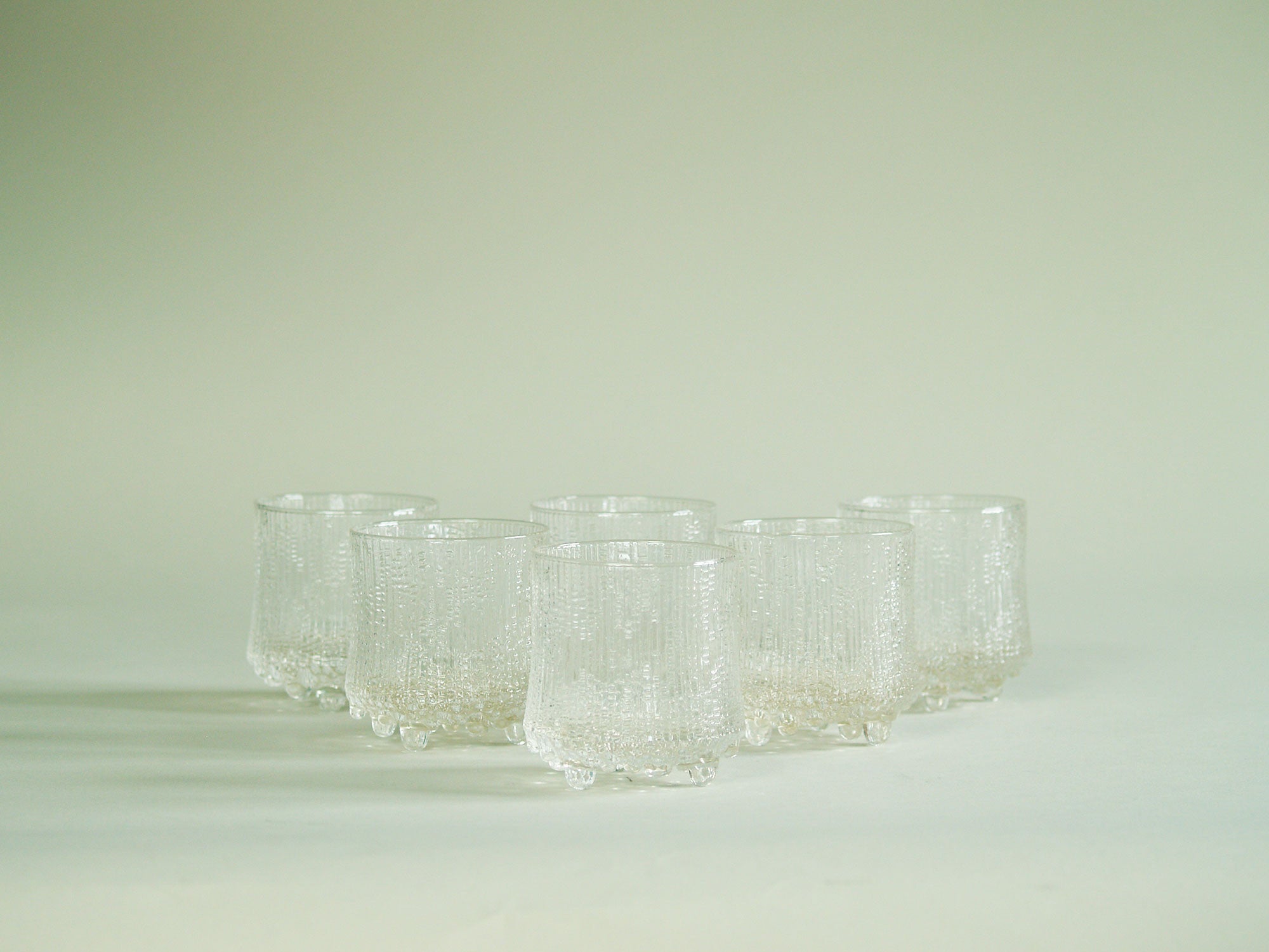 Service de verres Ultima Thule de Tapio Wirkkala pour Iittala, Finlande (vers 1968)..Ultima Thule glasses set by Tapio Wirkkala for Iittala, Finland (circa 1968)
