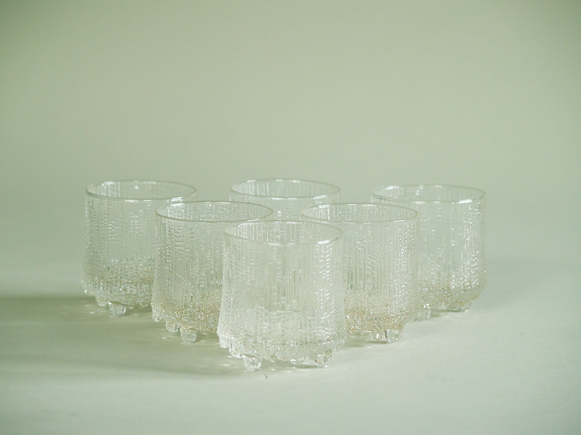 Service de verres Ultima Thule de Tapio Wirkkala pour Iittala, Finlande (vers 1968)..Ultima Thule glasses set by Tapio Wirkkala for Iittala, Finland (circa 1968)
