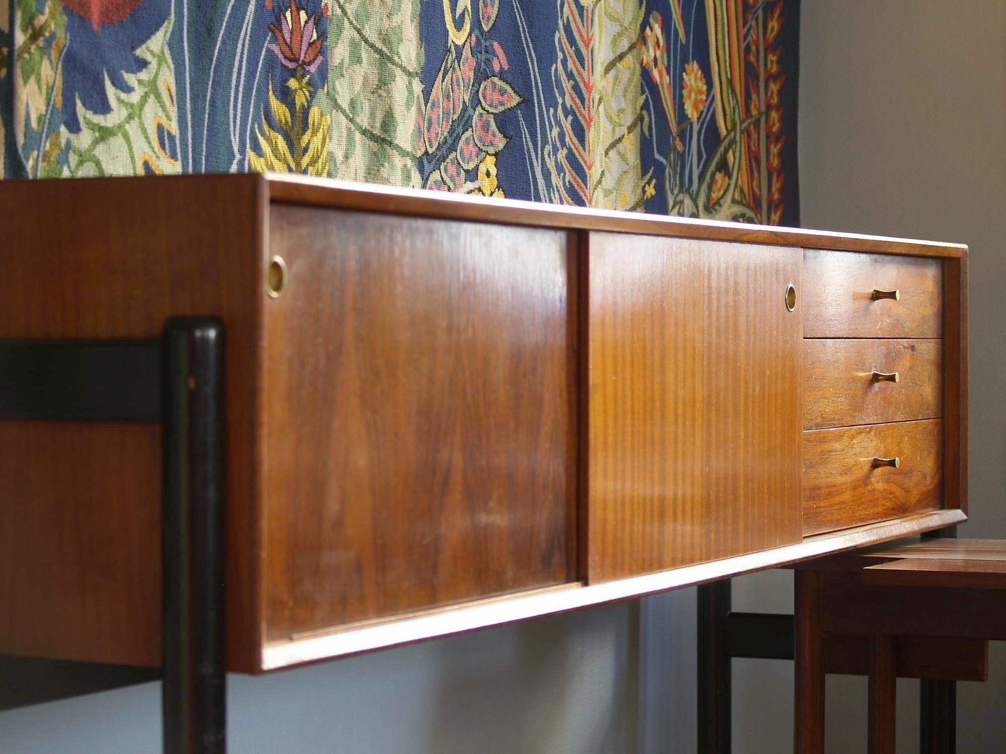 Rare unité multifonction, enfilade & salle‑à‑manger par Arthur Edwards pour White & Newton Ltd, Royaume‑Uni (vers 1958)..Rare Unit combo, Sideboard & Dining Room set by Arthur Edwards for White & Newton Ltd, United Kingdom (ca. 1958)