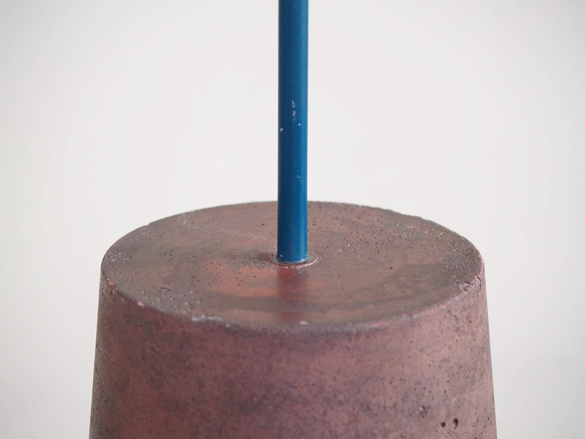 Lampadaire postmoderniste, Entourage du Groupe Memphis France (vers 1980)..Minimalist Memphis style Postmodernist Floor lamp, France (circa 1980)
