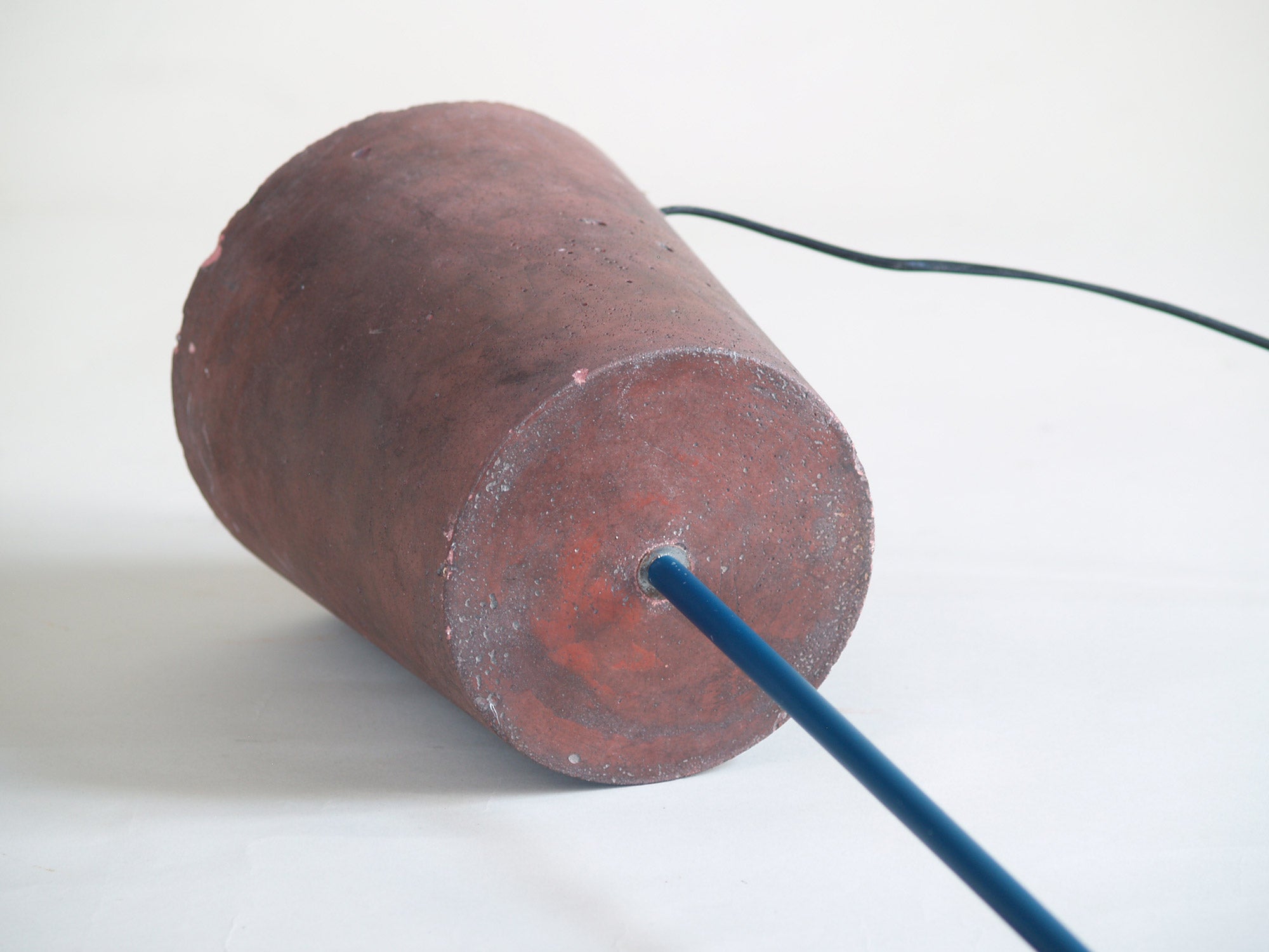 Lampadaire postmoderniste, Entourage du Groupe Memphis France (vers 1980)..Minimalist Memphis style Postmodernist Floor lamp, France (circa 1980)