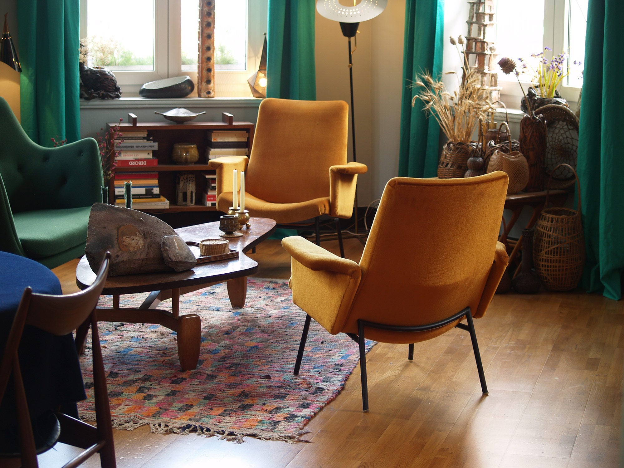 Paire de fauteuils SK660 par Pierre Guariche pour Steiner, France (1953)..Pair of SK660 chairs by Pierre Guariche for Steiner, France (1953)