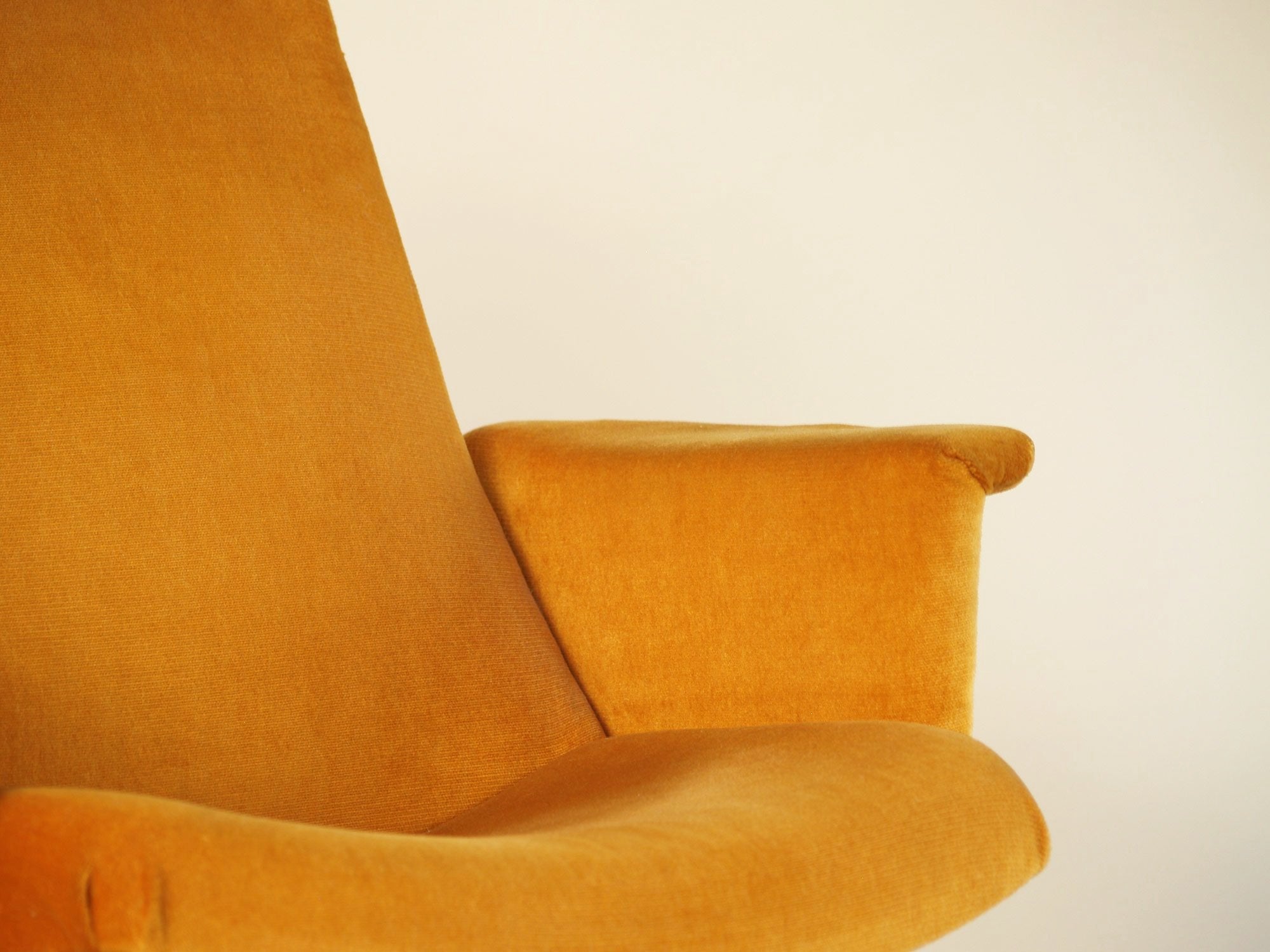 Paire de fauteuils SK660 par Pierre Guariche pour Steiner, France (1953)..Pair of SK660 chairs by Pierre Guariche for Steiner, France (1953)