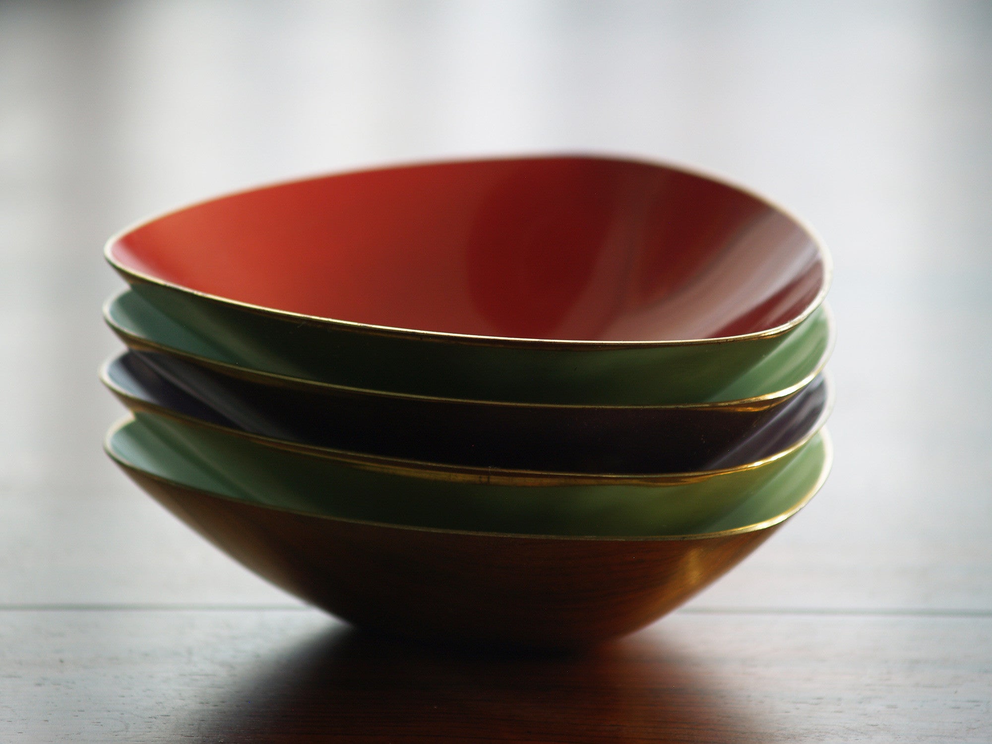 Ensemble de coupes de Gunnar Ander pour Ystad Metall, Suède (années 1950)..Set of Bowls by Gunnar Ander for Ystad Metall, Sweden (circa 1950)