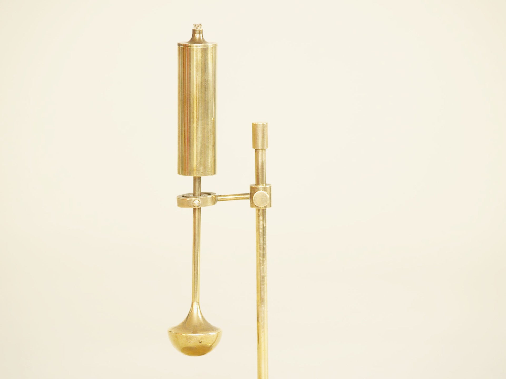 Lampe à huile / bougeoir gyroscopique "Copenhagen" de Ilse D. Ammonsen, Danemark (vers 1950)..Gyro Oil lamp / Candle holder "Copenhagen" by Ilse D. Ammonsen, Denmark (circa 1950)