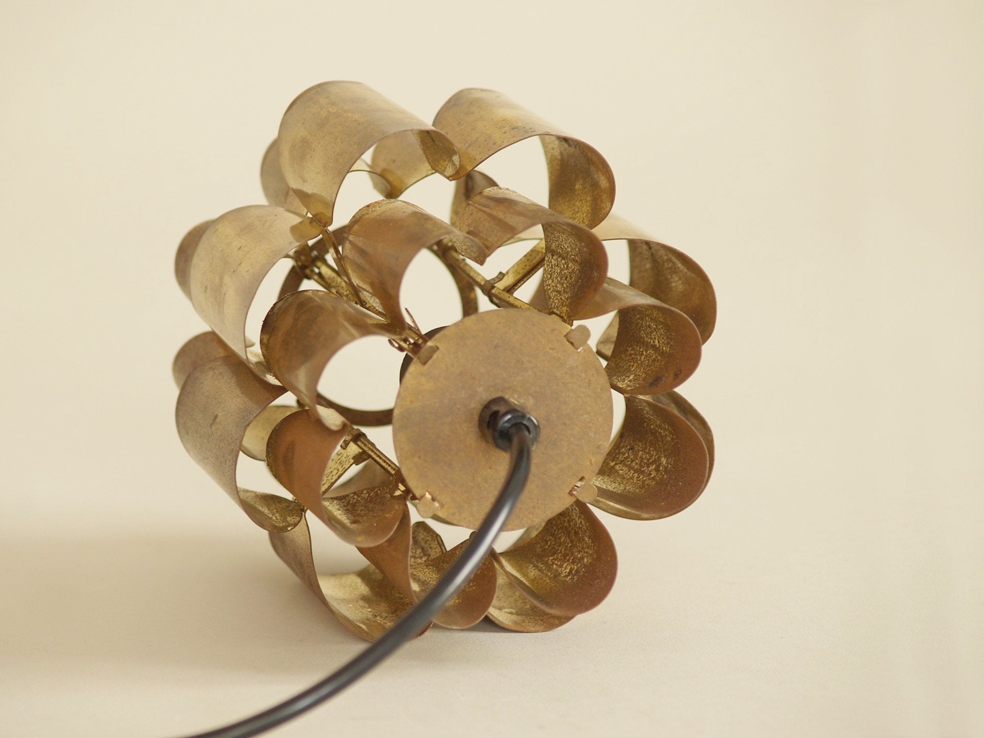 Paire de suspensions par Thorsten Orrling pour Hans-Agne Jakobsson, Suède (vers 1960)..Ceiling light set by Thorsten Orrling pour Hans-Agne Jakobsson, Sweden (circa 1960)