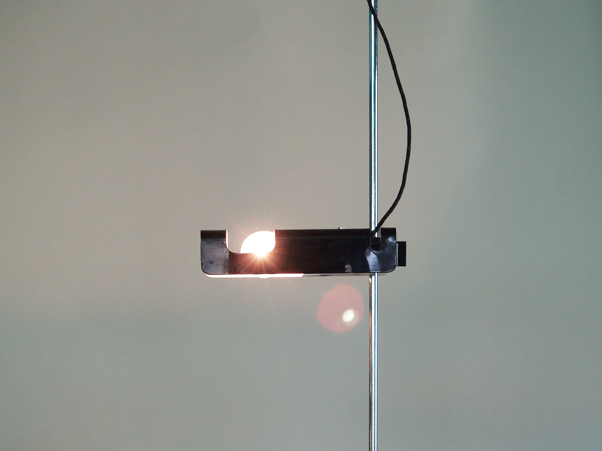 Lampadaire Spider de Joe Colombo pour O Luce, Italie (1967)..Spider floor lamp by Joe Colombo for O Luce, Italy (1967)