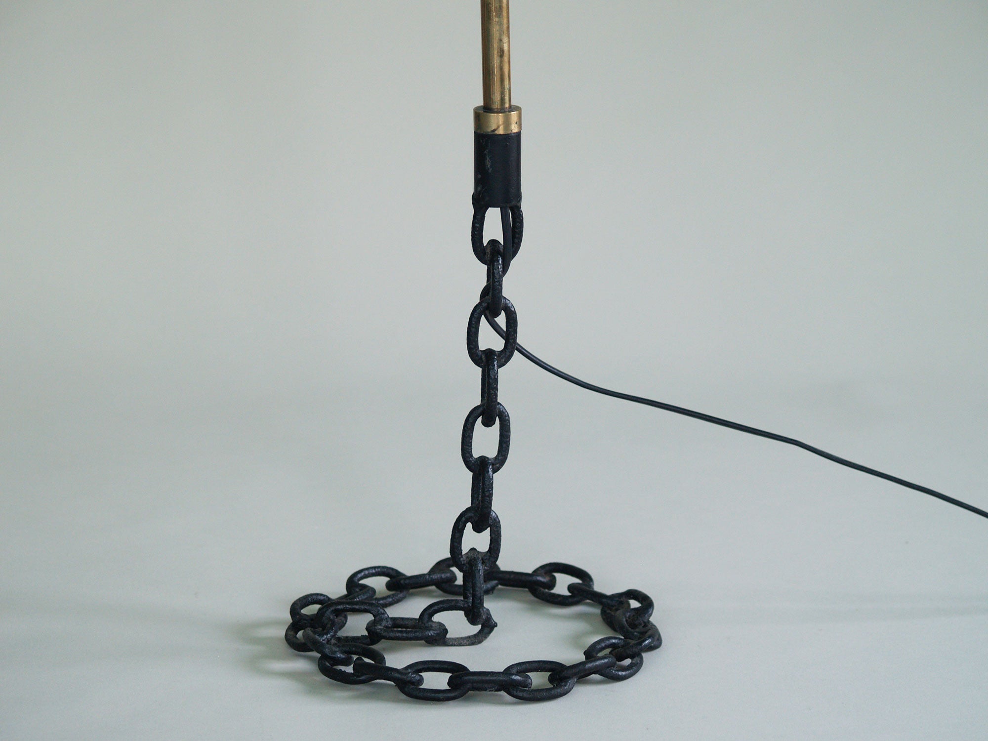 Lampadaire brutaliste «chaînes», France (années 1960)..Brutalist Floor lamp, France (1960)