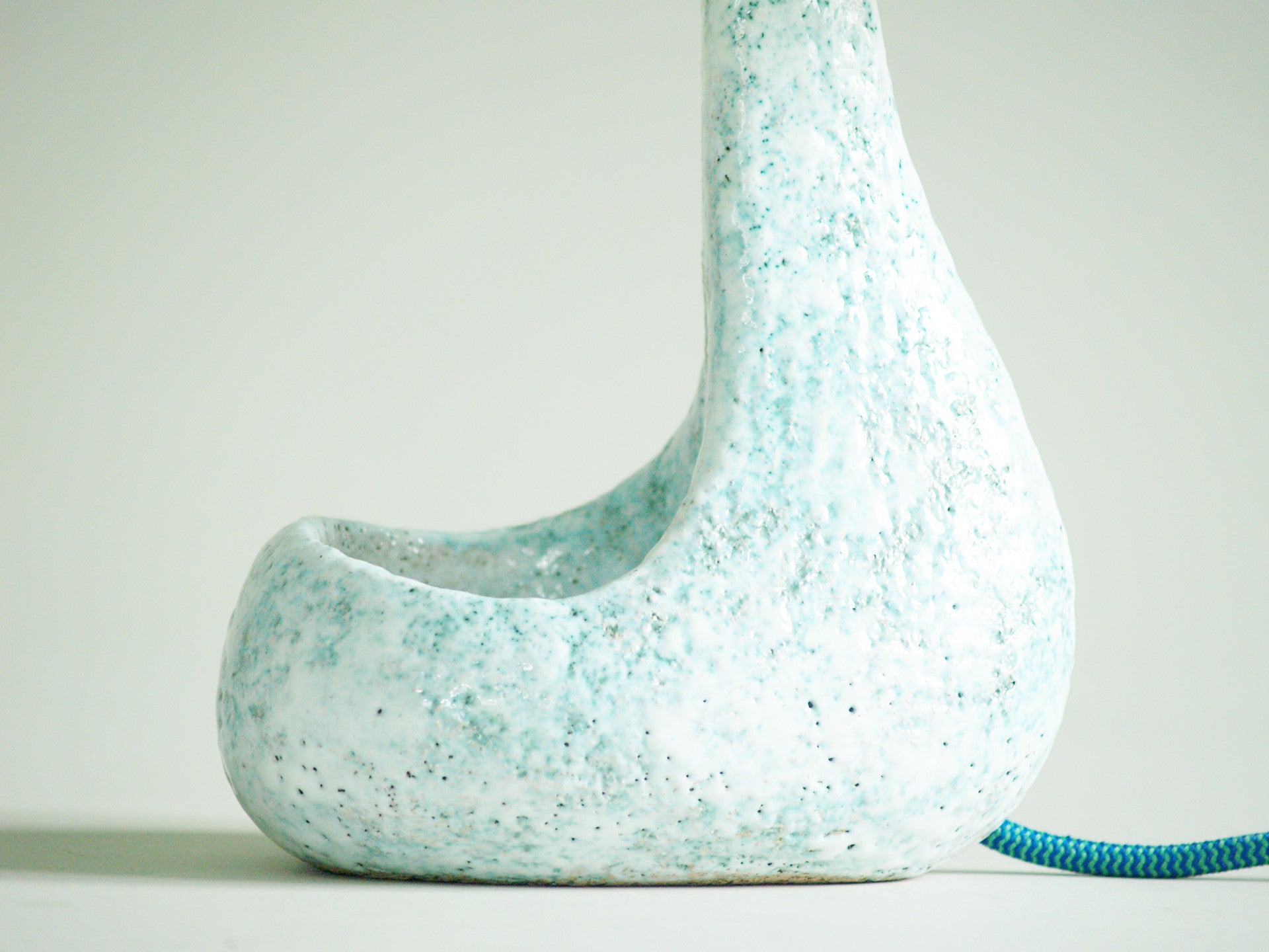 Lampe de table biomorphique, France (vers 1953)..Free form biomorphic lamp, France (circa 1953)